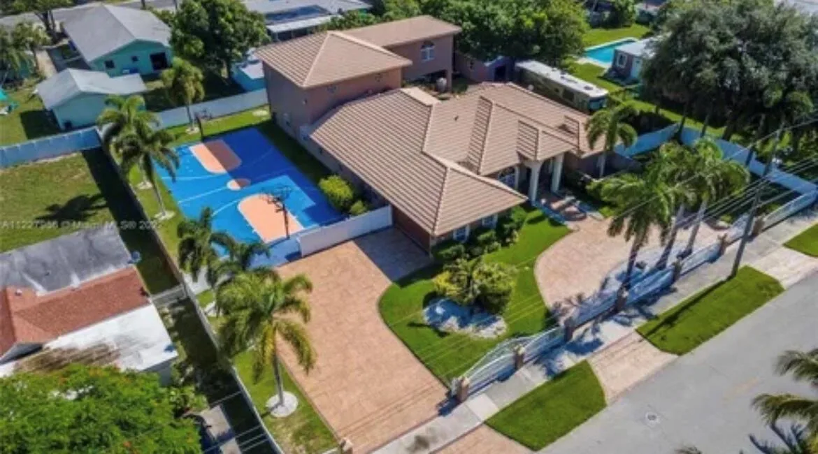 423 NE 3rd Street, Pompano Beach, FL 33060 photo 4