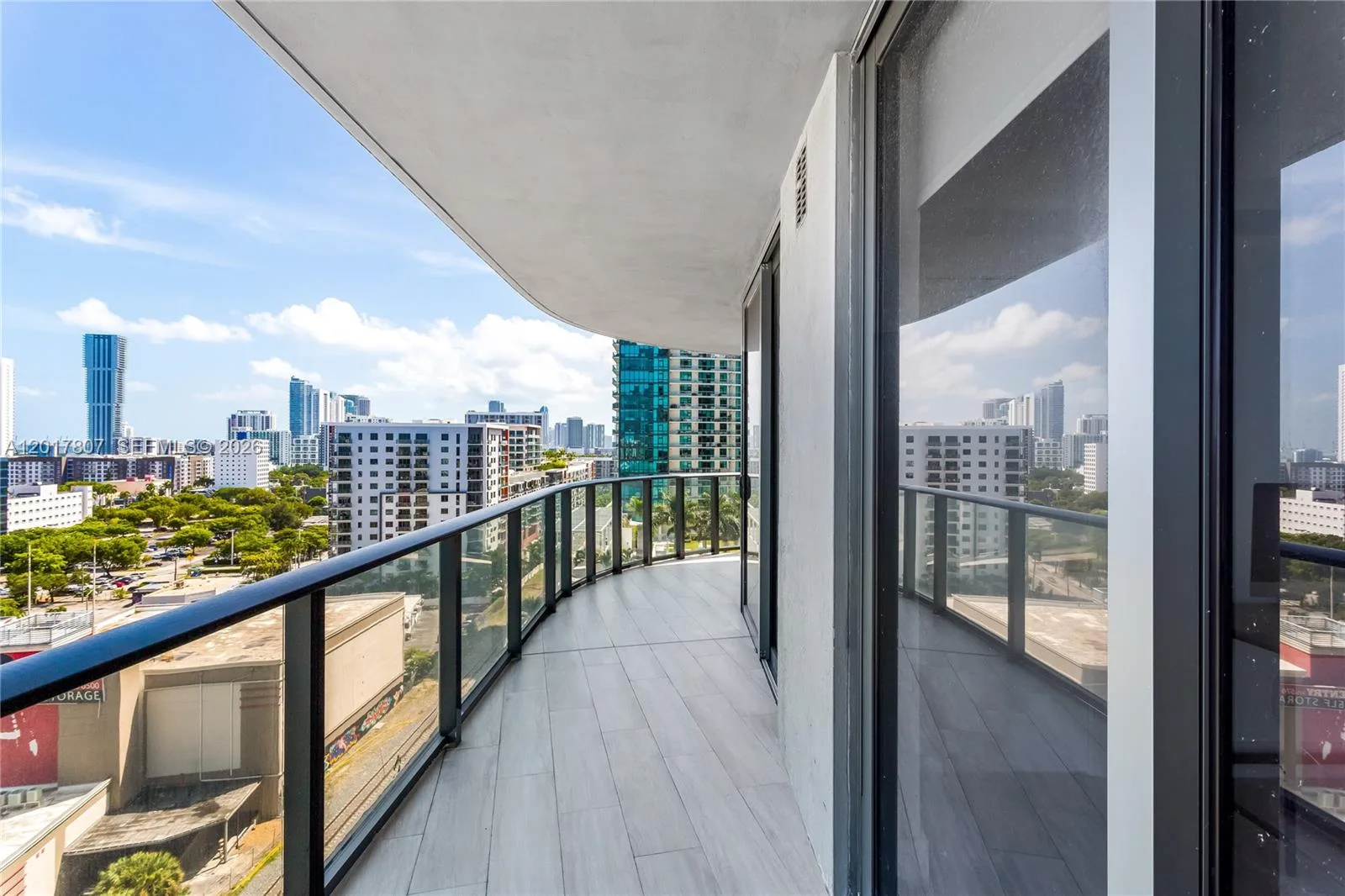 121 NE 34th St # 1204, Miami, FL 33137 photo 3