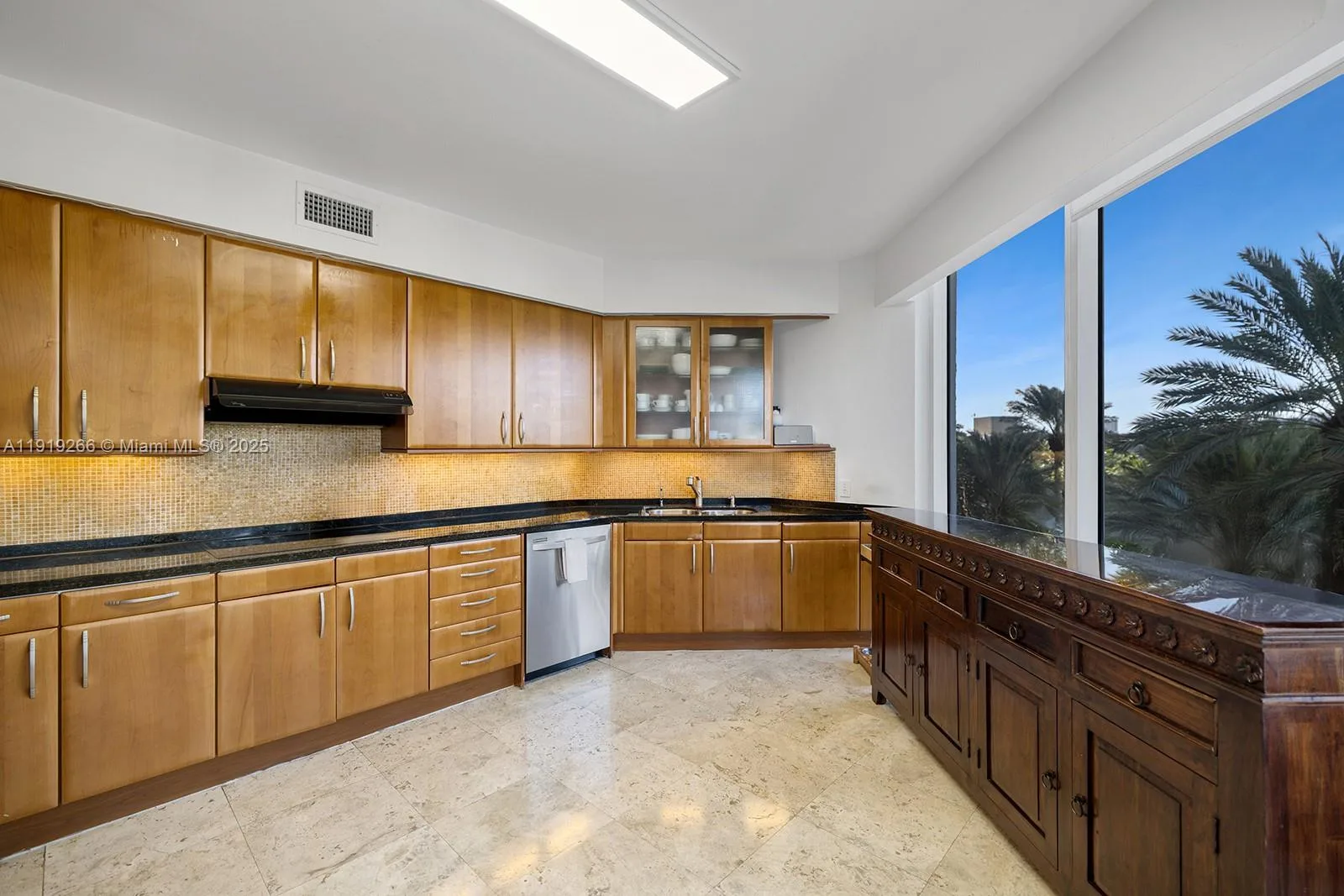 19333 Collins Ave # 504, Sunny Isles Beach, FL 33160 photo 10