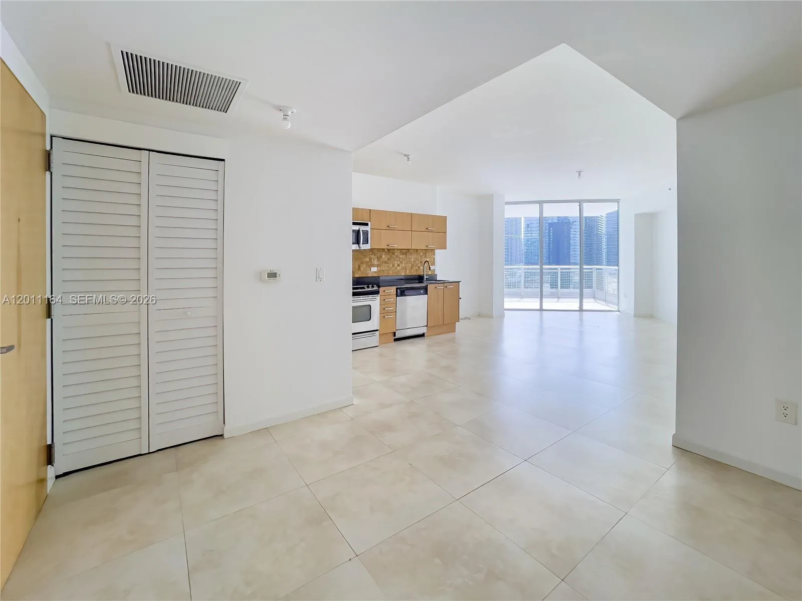 350 S Miami Ave # 3208, Miami, FL 33130