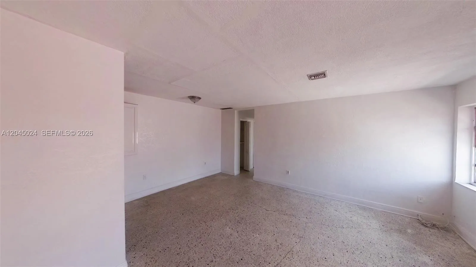 2712 W 10th Ave # 5, Hialeah, FL 33010