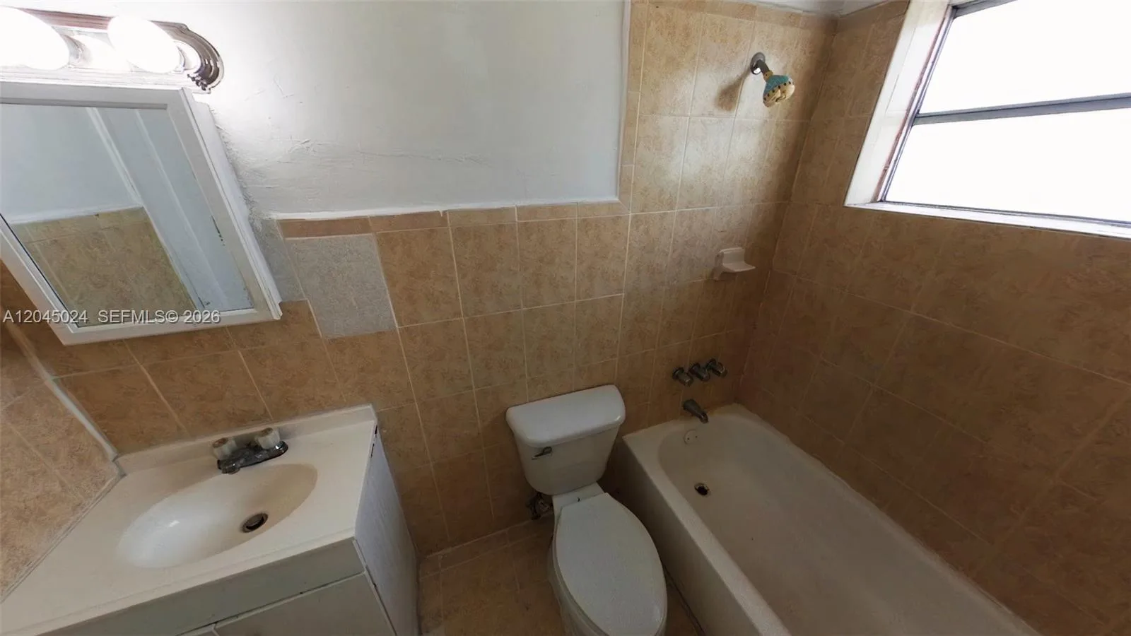 2712 W 10th Ave # 5, Hialeah, FL 33010 photo 4