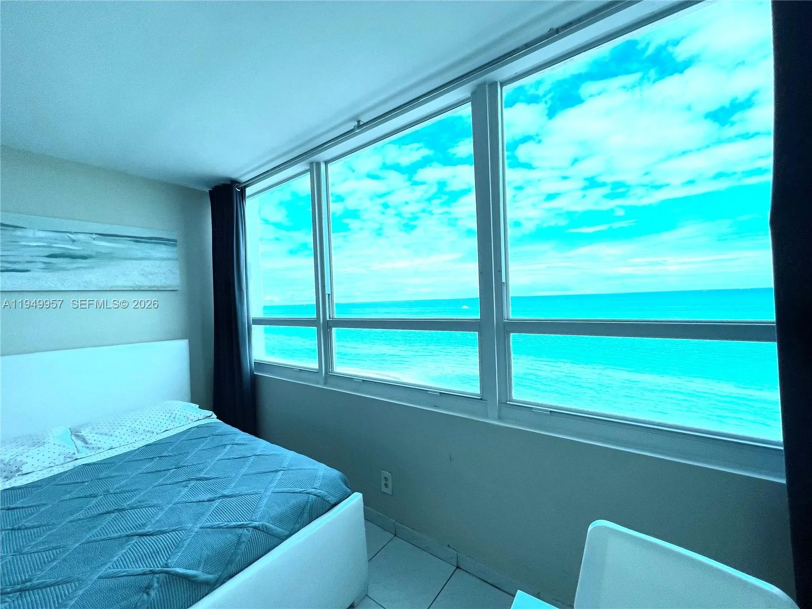 5445 Collins Ave # 1425, Miami Beach, FL 33140 photo 2