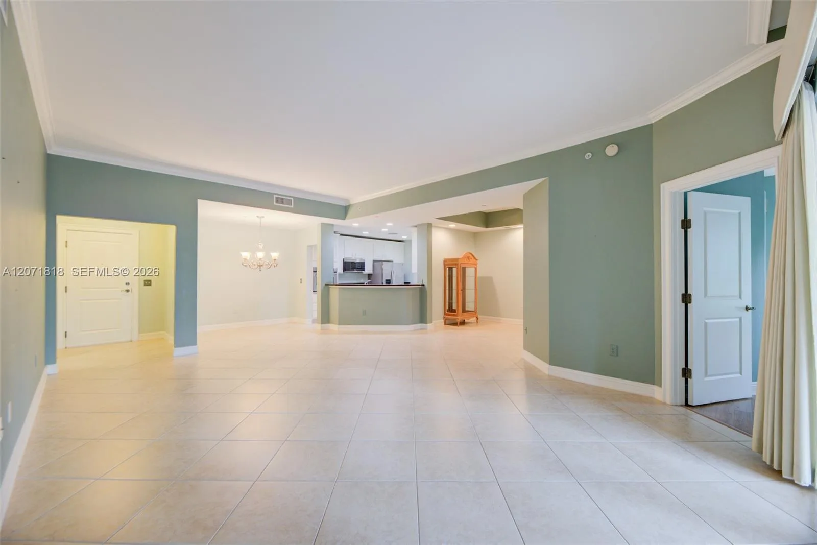 16135 Emerald Estates Dr # 165, Weston, FL 33331 photo 8