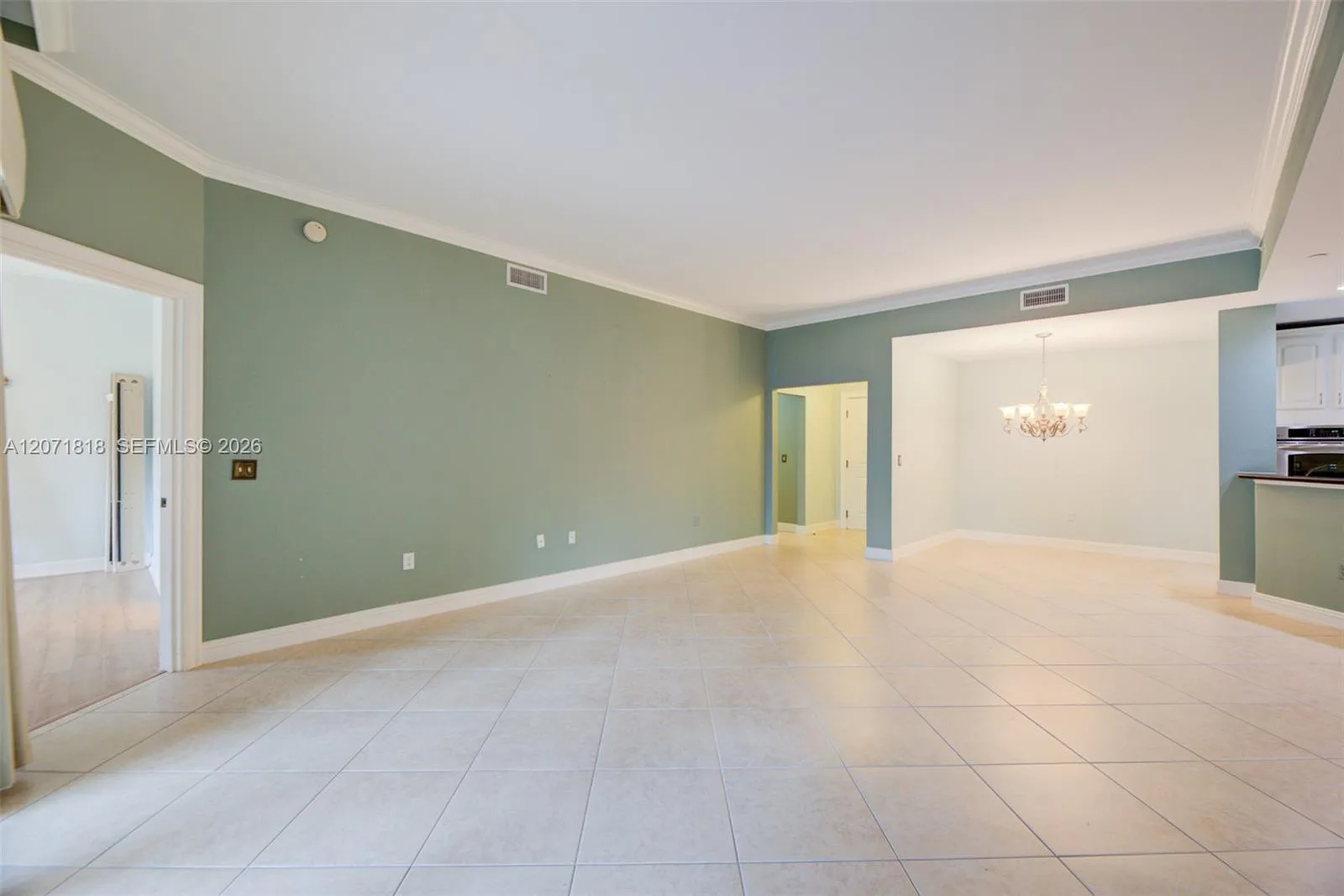 16135 Emerald Estates Dr # 165, Weston, FL 33331 photo 9