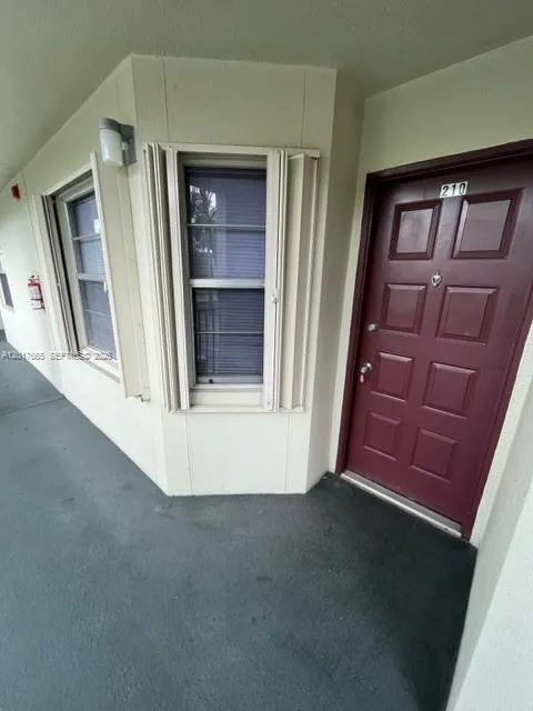 1300 SW 130th Ave # 210F, Pembroke Pines, FL 33027 photo 4