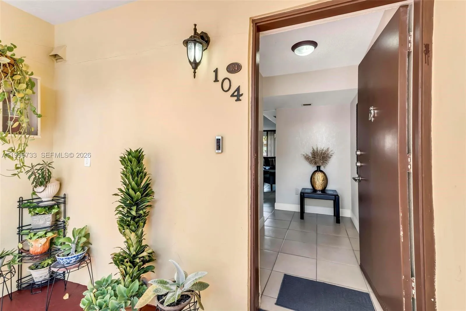 9210 Fontainebleau Blvd # 104, Miami, FL 33172 photo 4