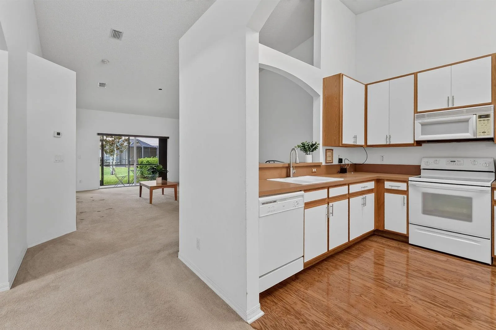 9442 Bridgeport Drive, West Palm Beach, FL 33411 photo 12