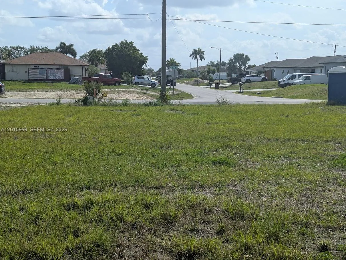 1402 NE 14 ave, Cape Coral, FL 33909