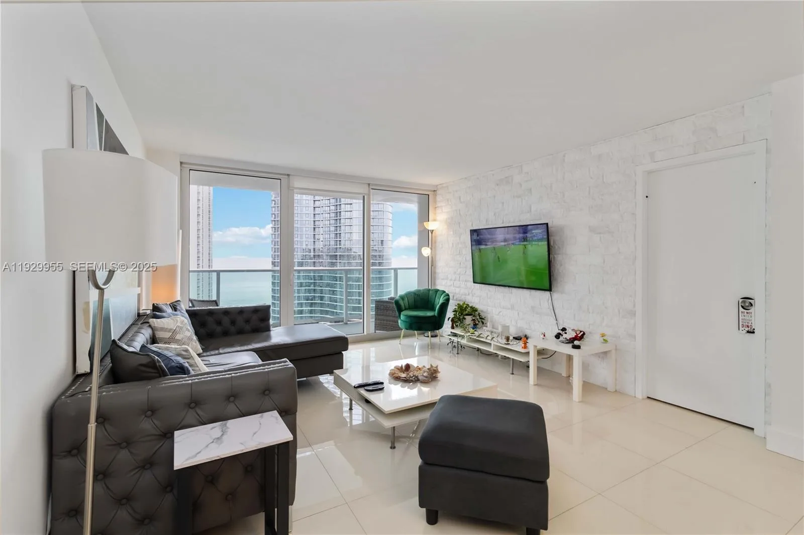 100 Bayview Dr # 2014, Sunny Isles Beach, FL 33160 photo 7