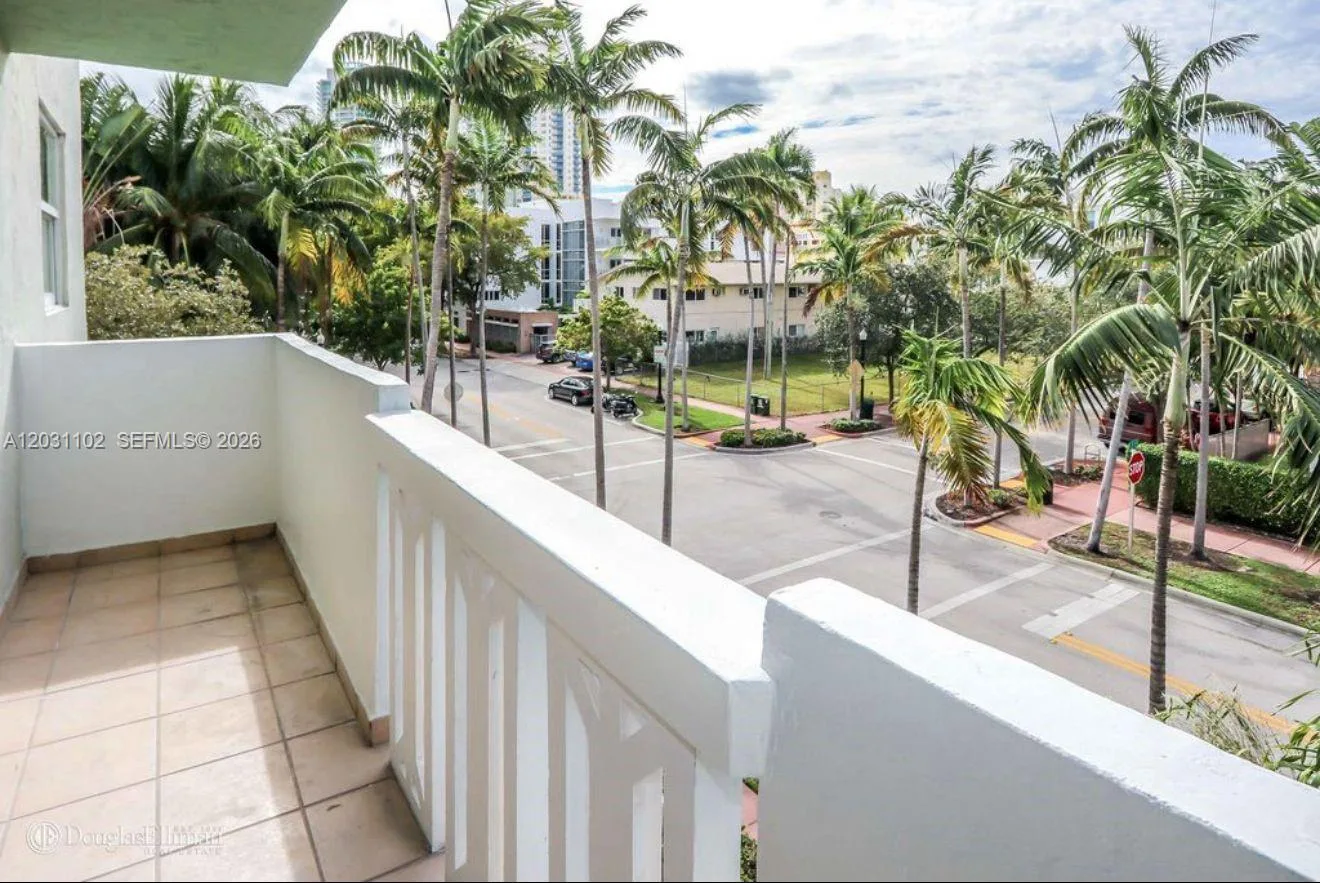301 Jefferson Ave # 3A, Miami Beach, FL 33139 photo 2