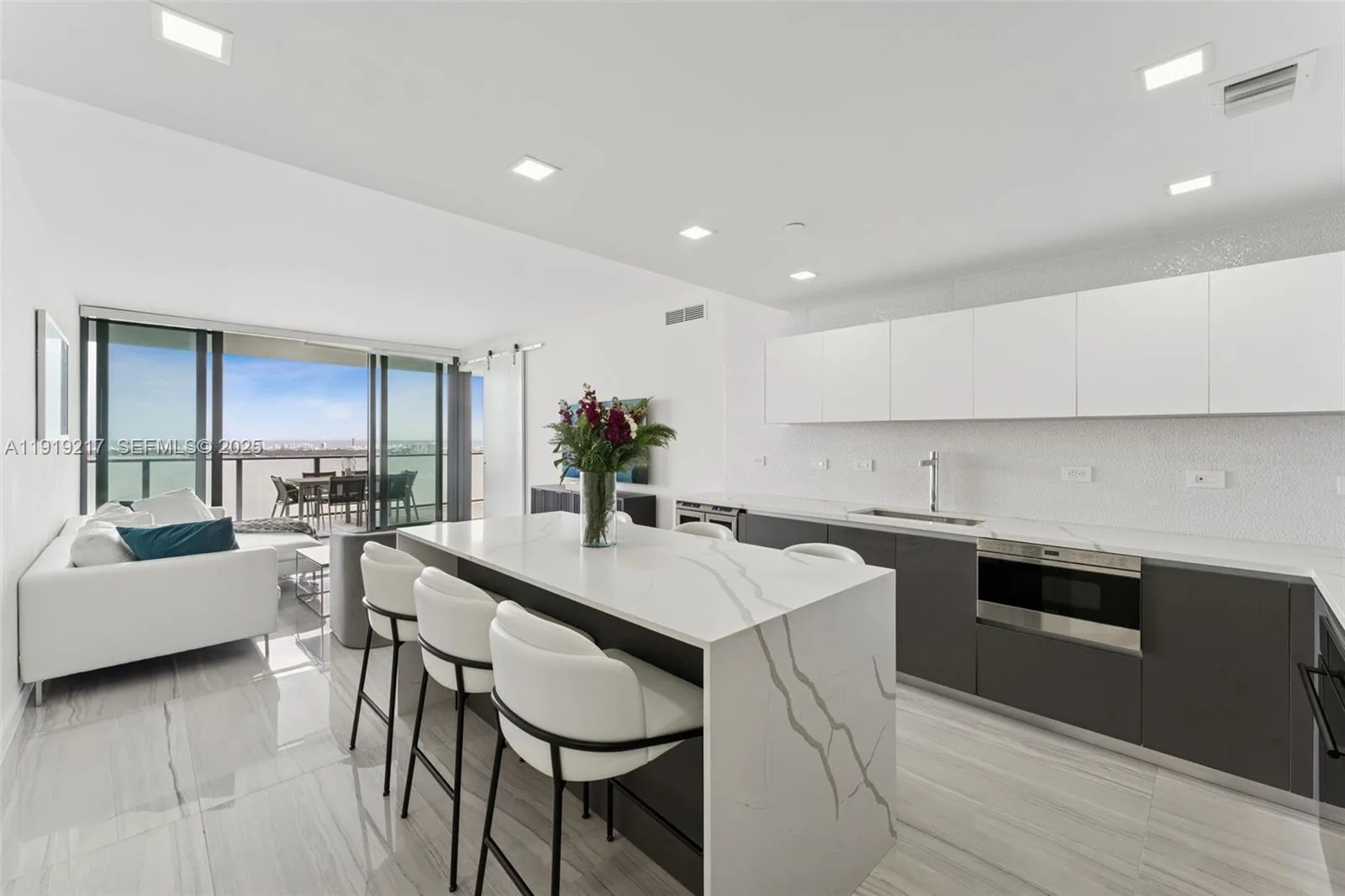 3131 NE 7th Ave # 4204, Miami, FL 33137 photo 3