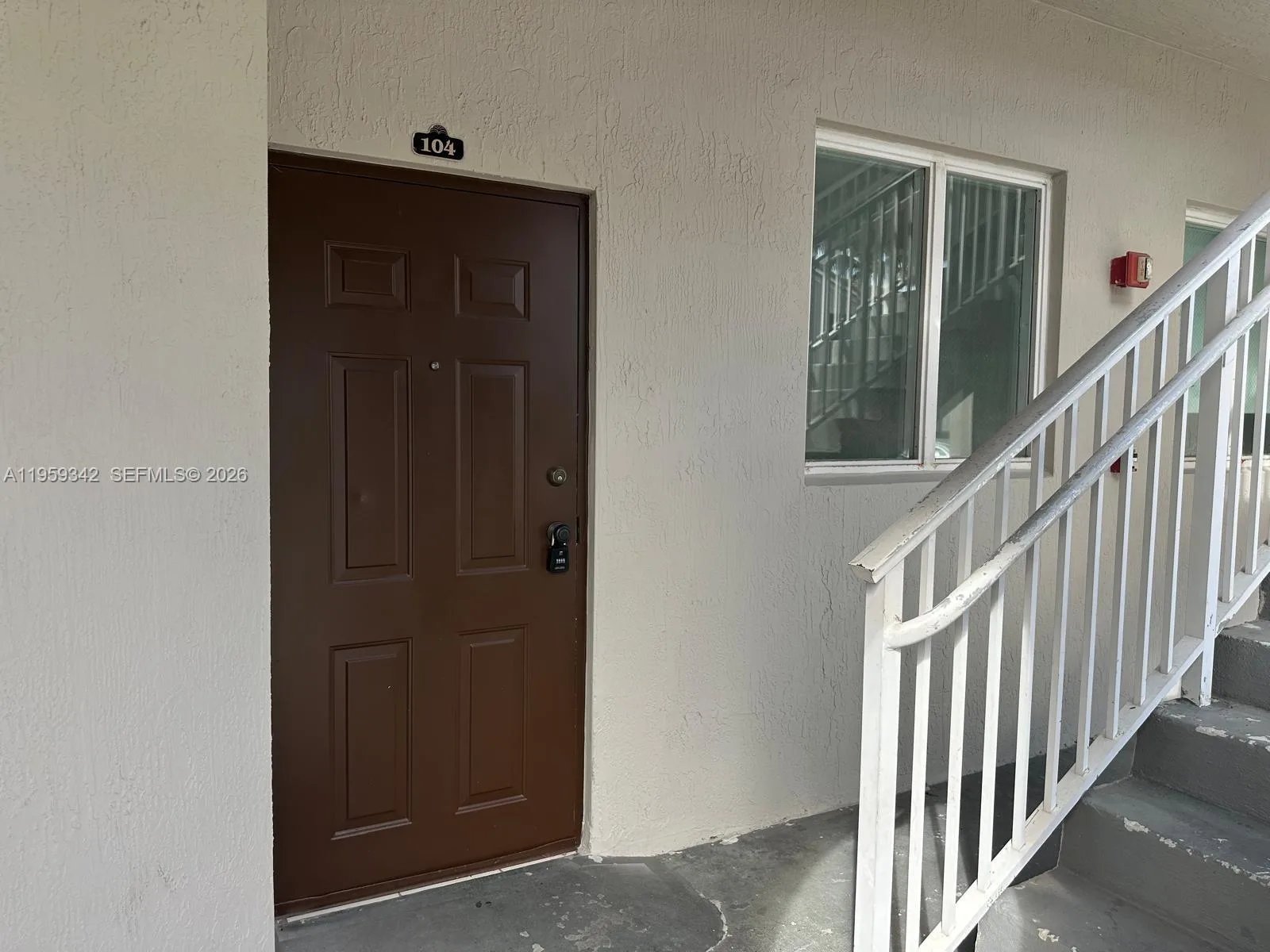 1661 SE 29th Ct # 104, Homestead, FL 33035 photo 2