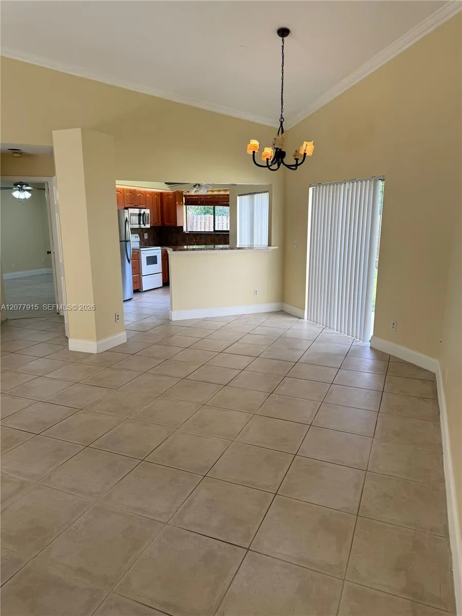 920 SW 111th Ave # 1, Pembroke Pines, FL 33025 photo 9