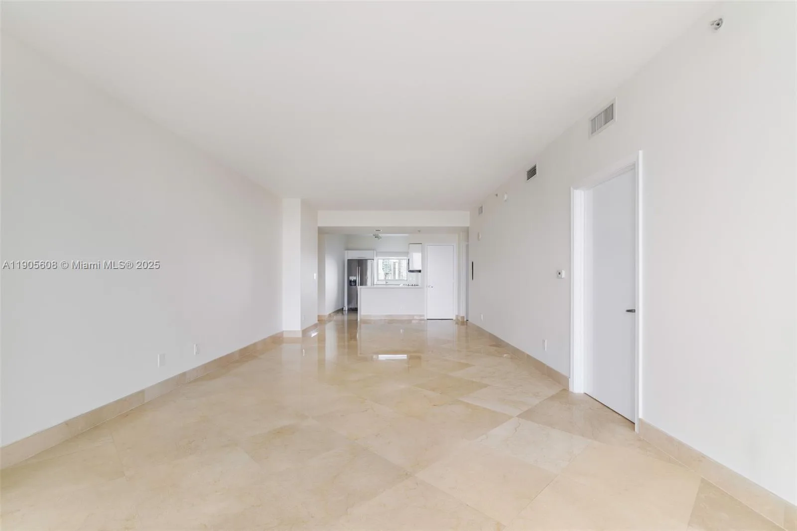 601 NE 36th St # 2304, Miami, FL 33137 photo 9