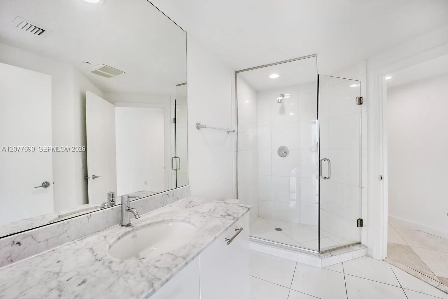 55 SE 6th St # 3901, Miami, FL 33131 photo 10