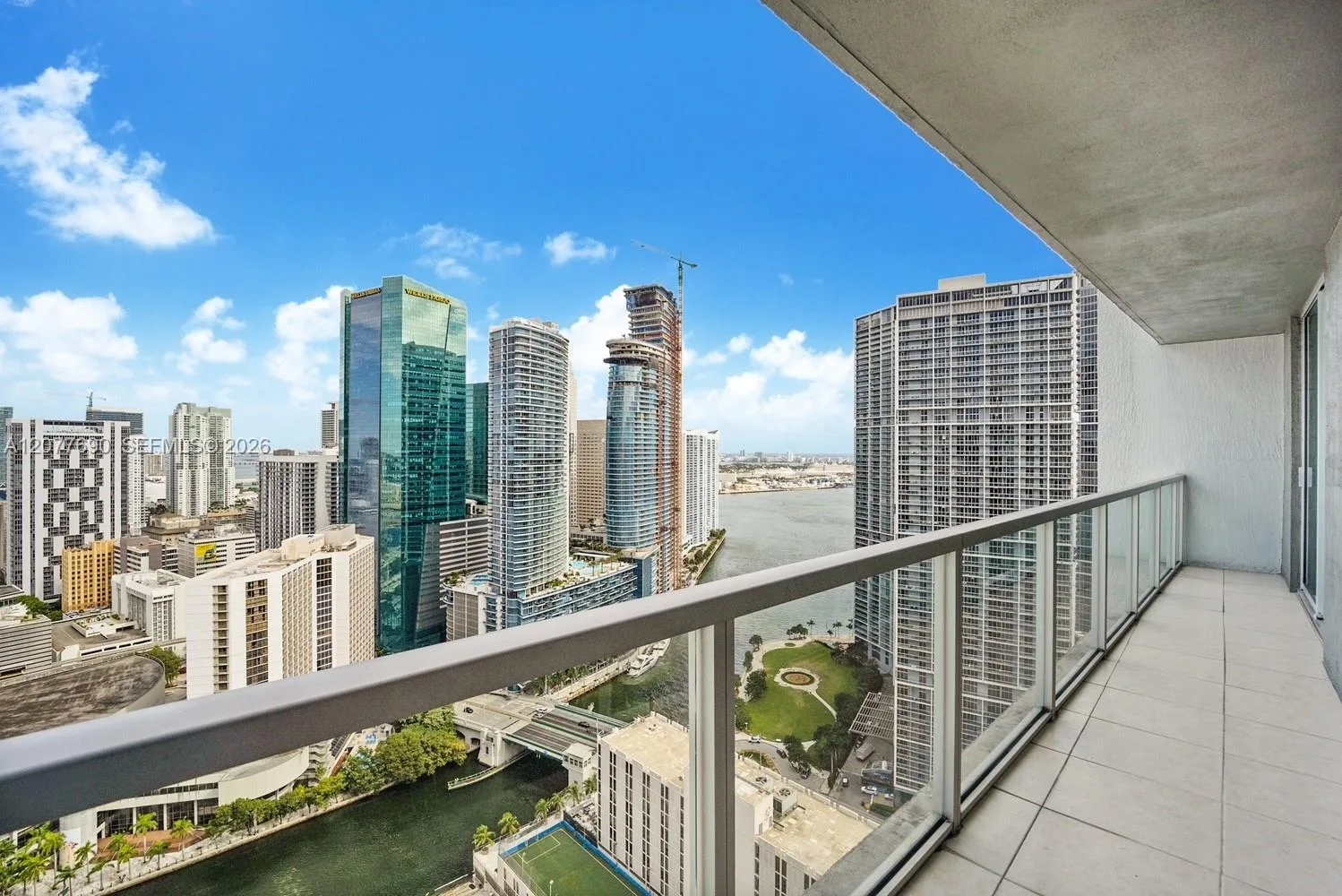 55 SE 6th St # 3901, Miami, FL 33131 photo 3