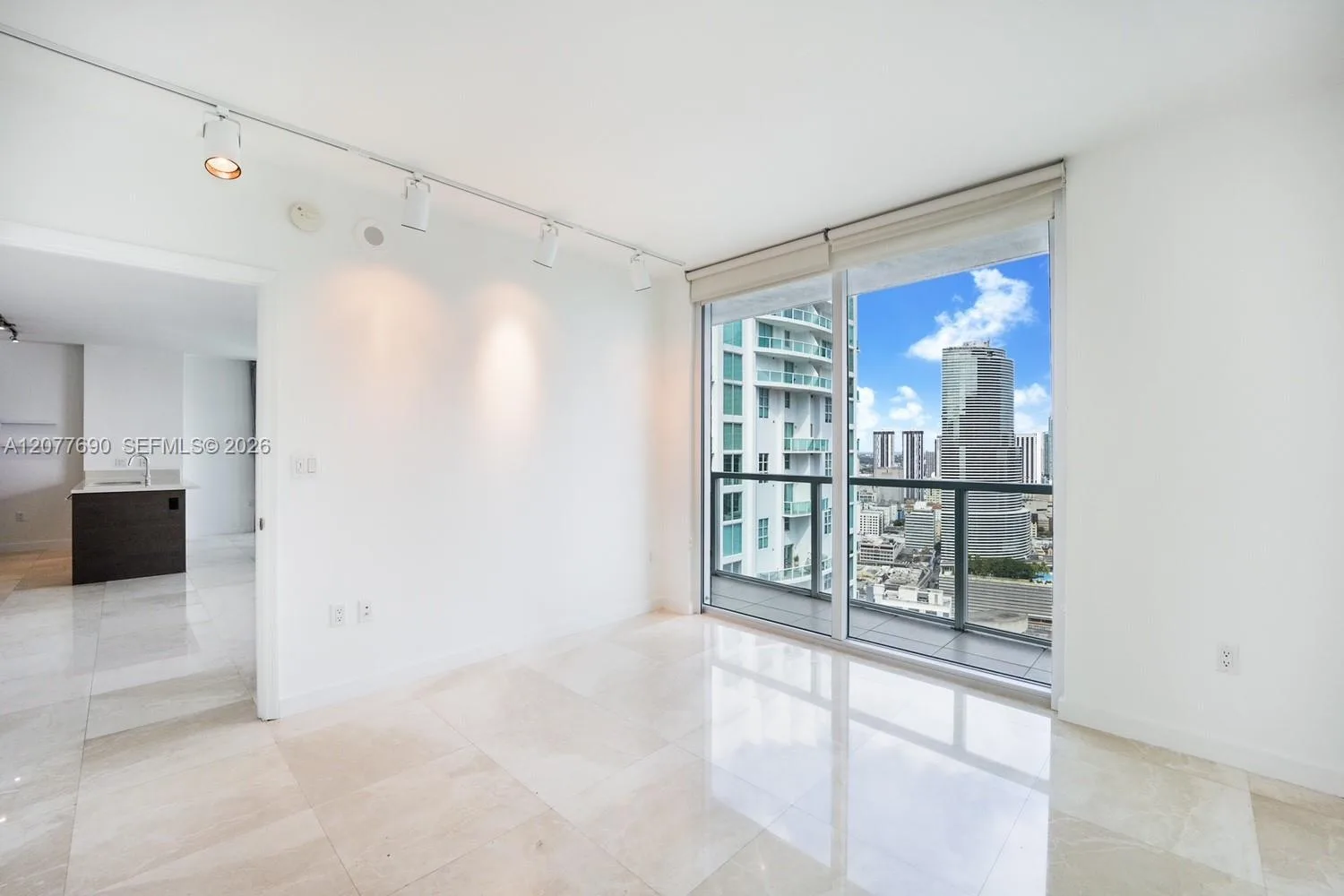55 SE 6th St # 3901, Miami, FL 33131 photo 9
