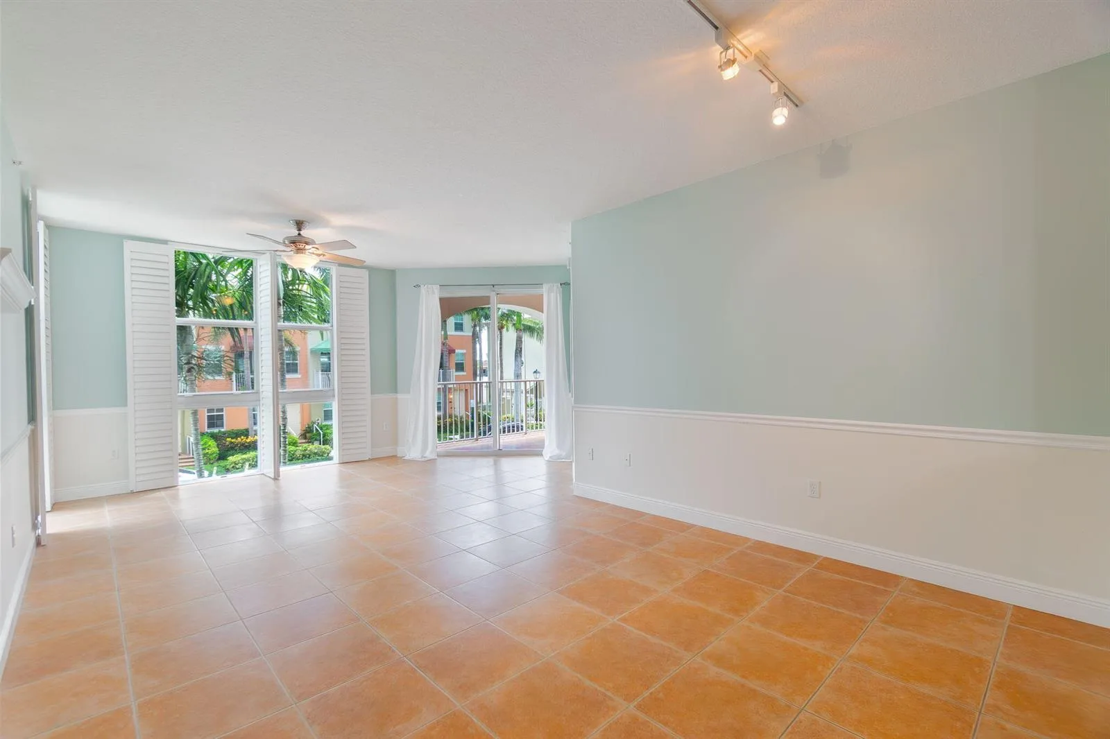 804 E Windward Way # 211, Lantana, FL 33462 photo 4