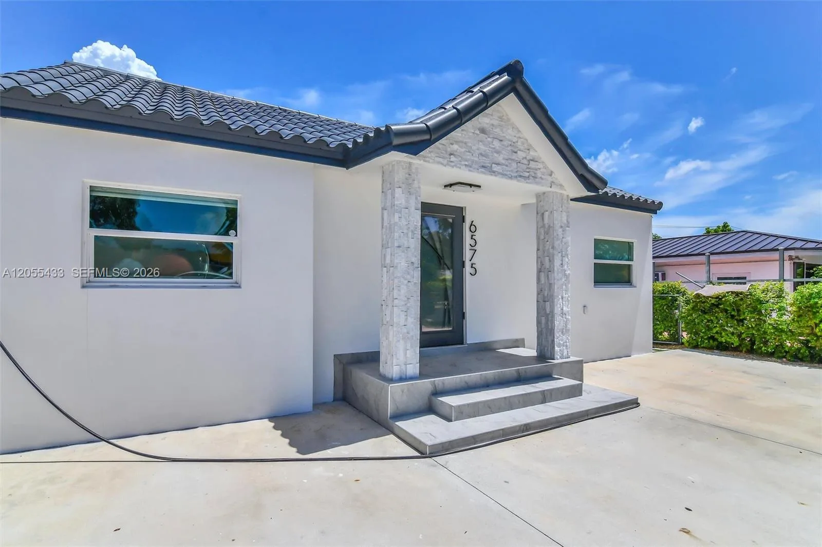 6575 SW 39th Ter, Miami, FL 33155 photo 4