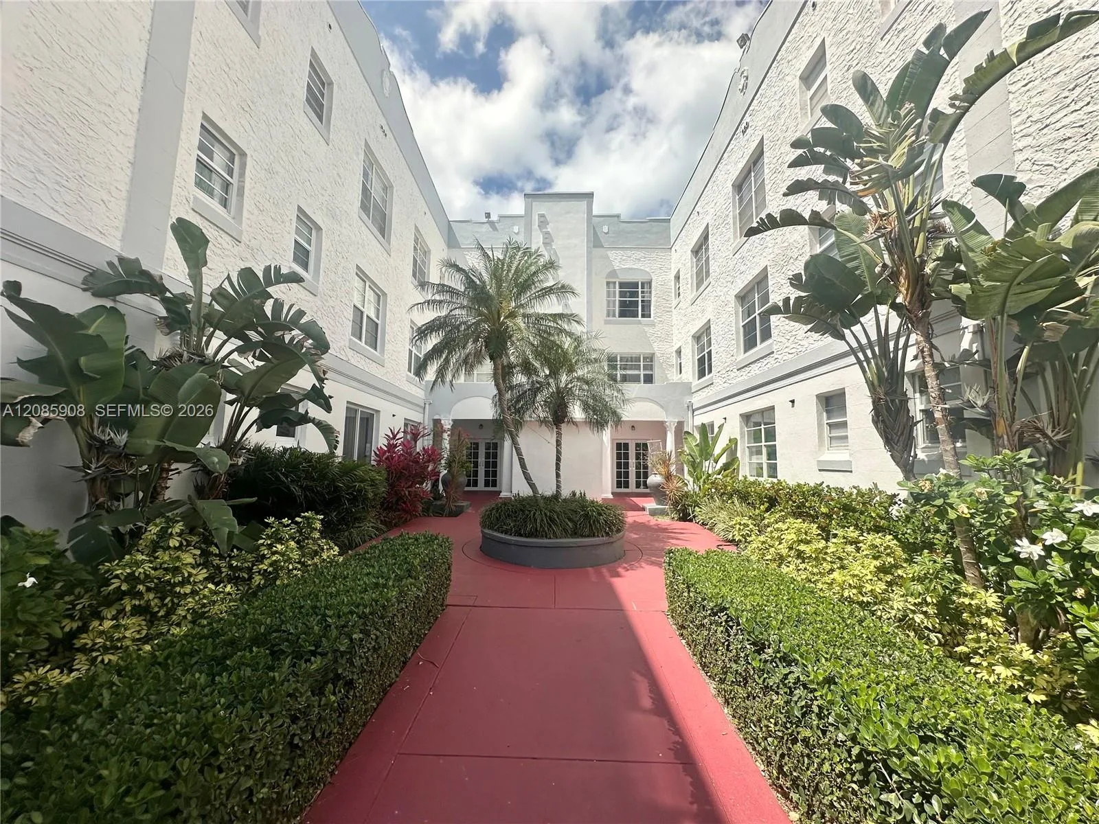 1200 Euclid Ave # 204, Miami Beach, FL 33139