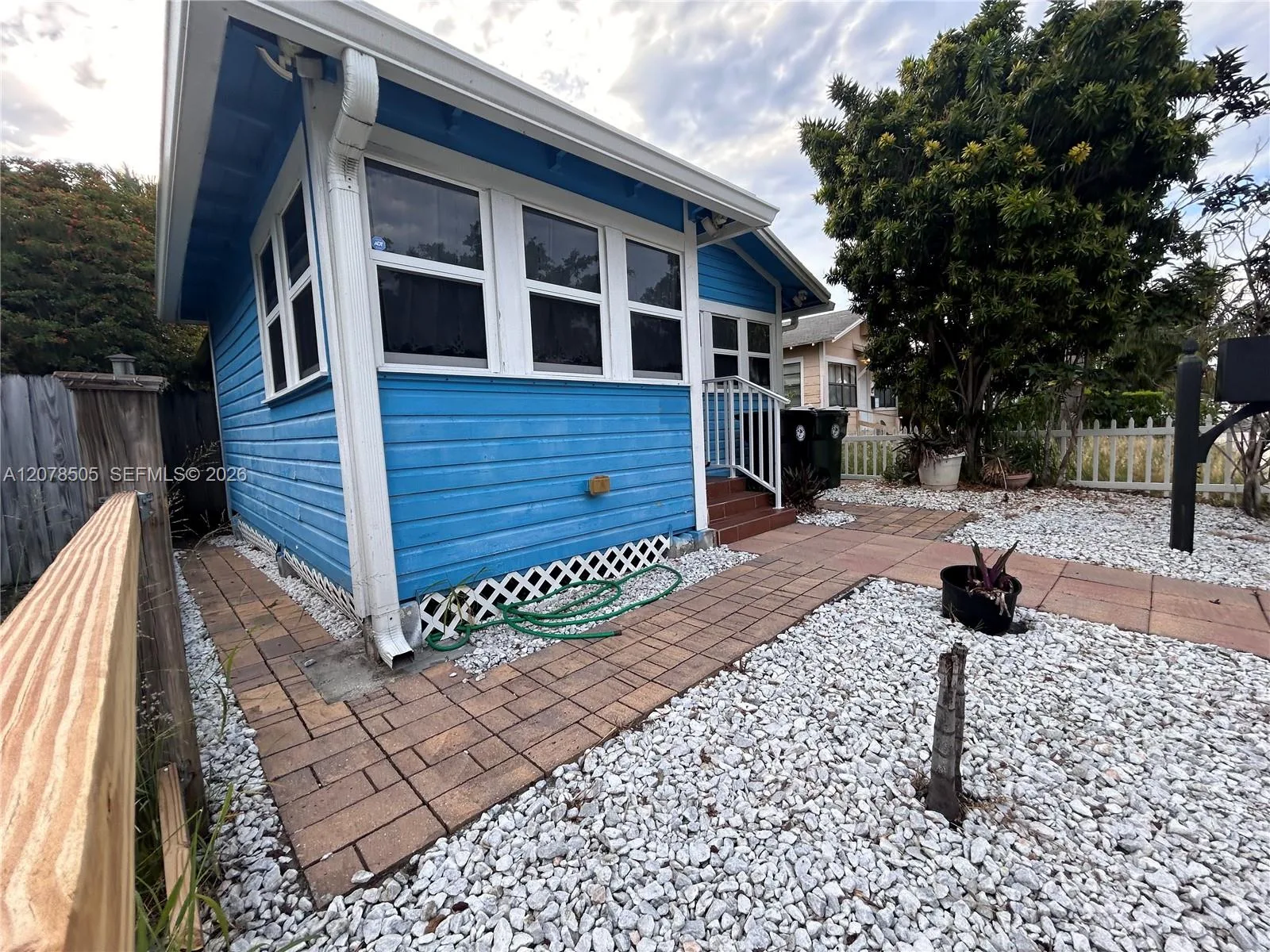 413 S K St, Lake Worth, FL 33460