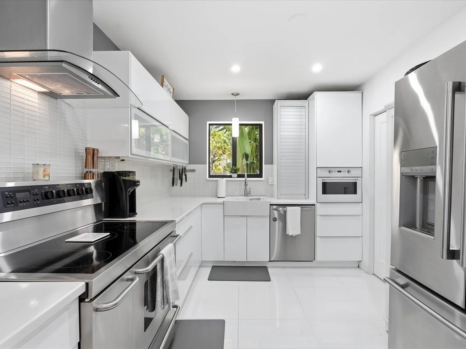 2860 MONROE Street, Hollywood, FL 33020 photo 10