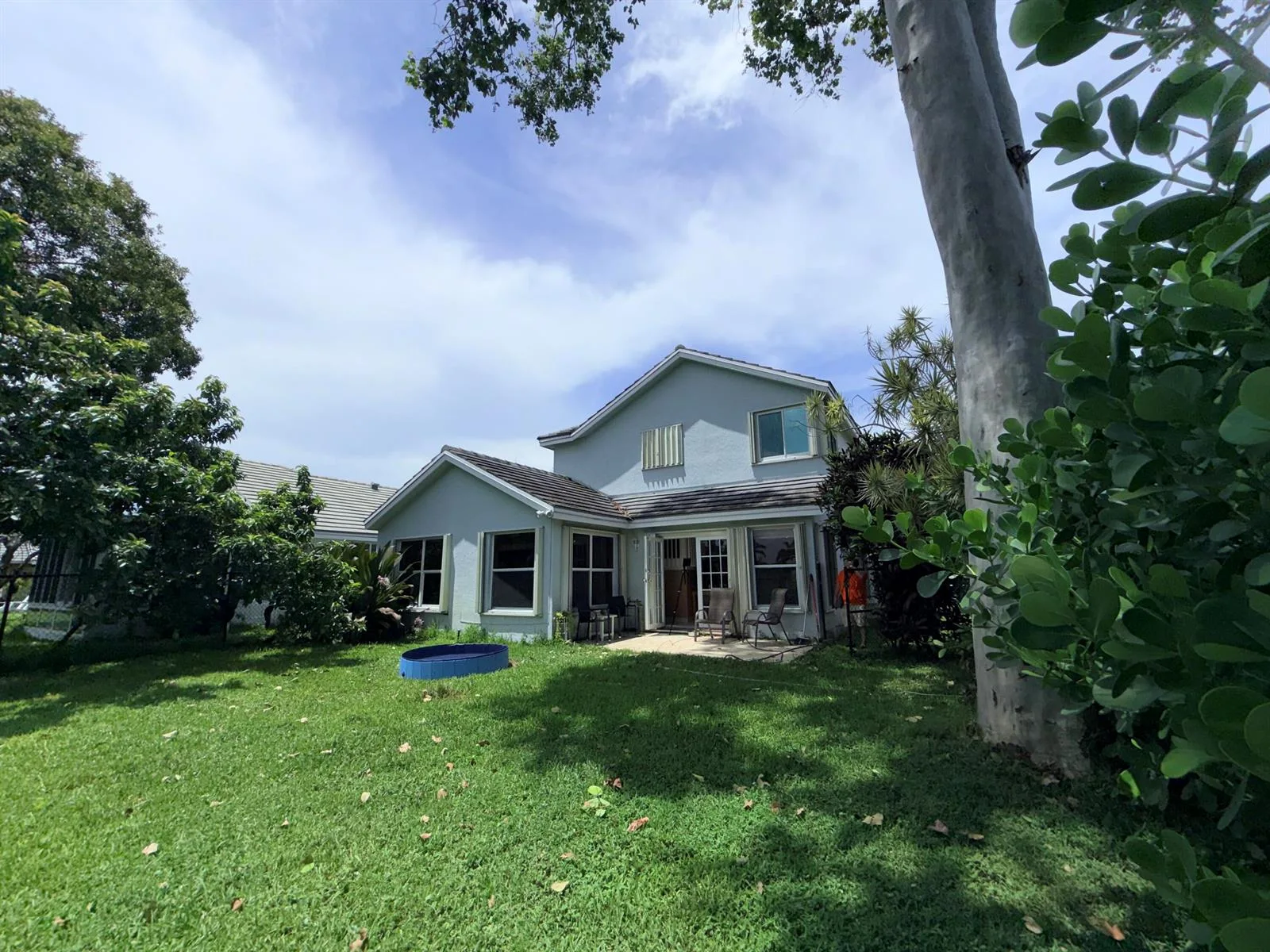 8870 Woodside Court, Davie, FL 33328