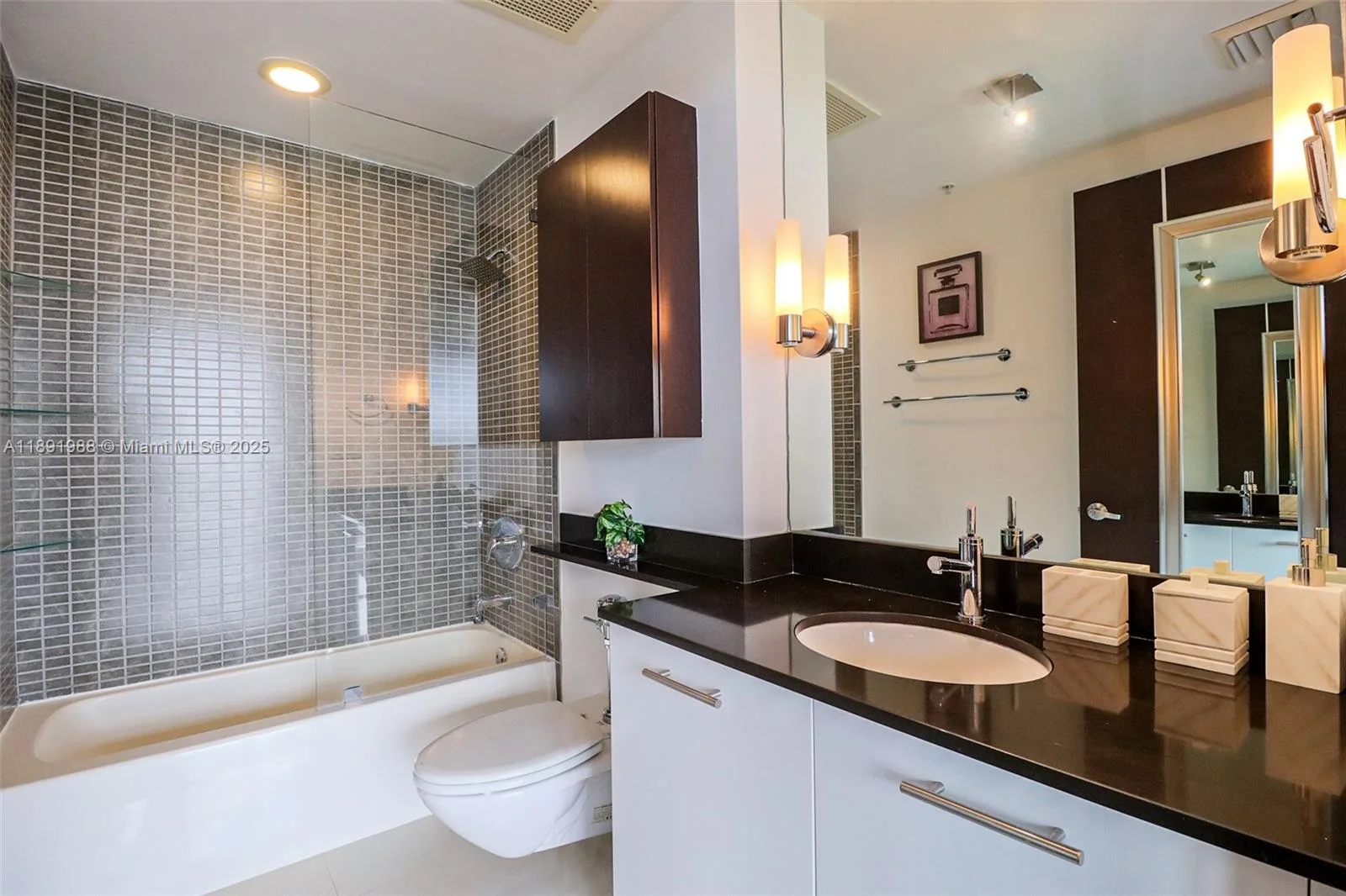 3451 NE 1st Ave # M0804, Miami, FL 33137 photo 13