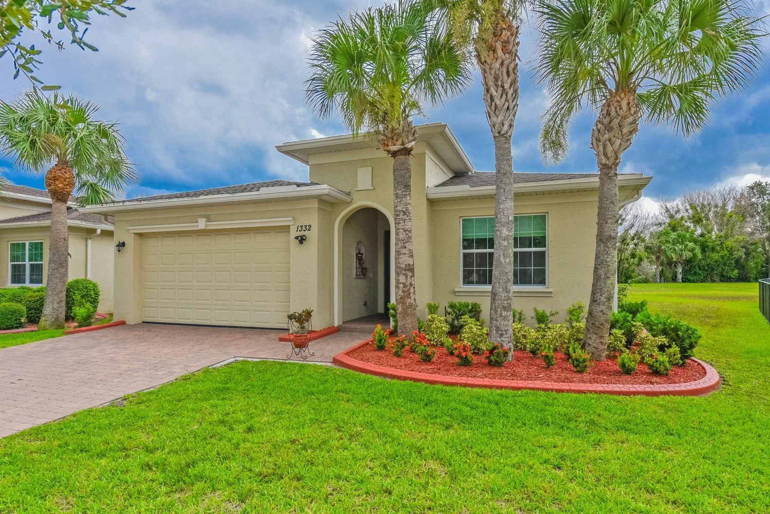 1332 NW Leonardo Circle, Port St. Lucie, FL 34986