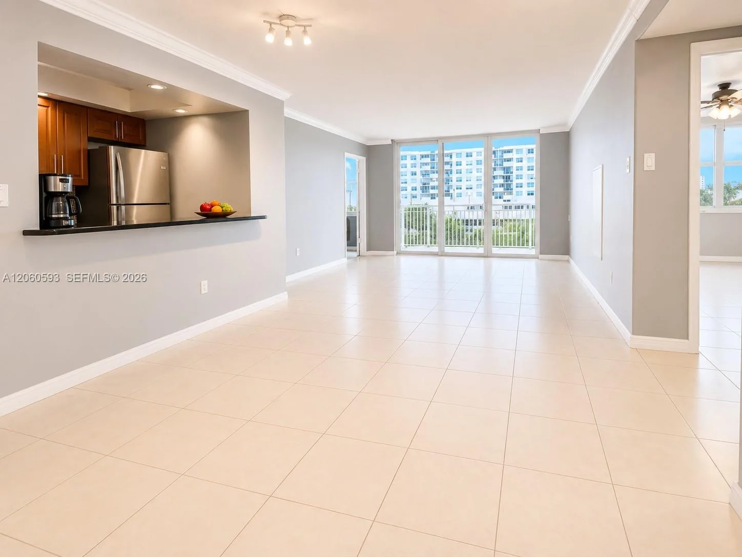 18071 Biscayne Blvd # 302, Aventura, FL 33160 photo 7
