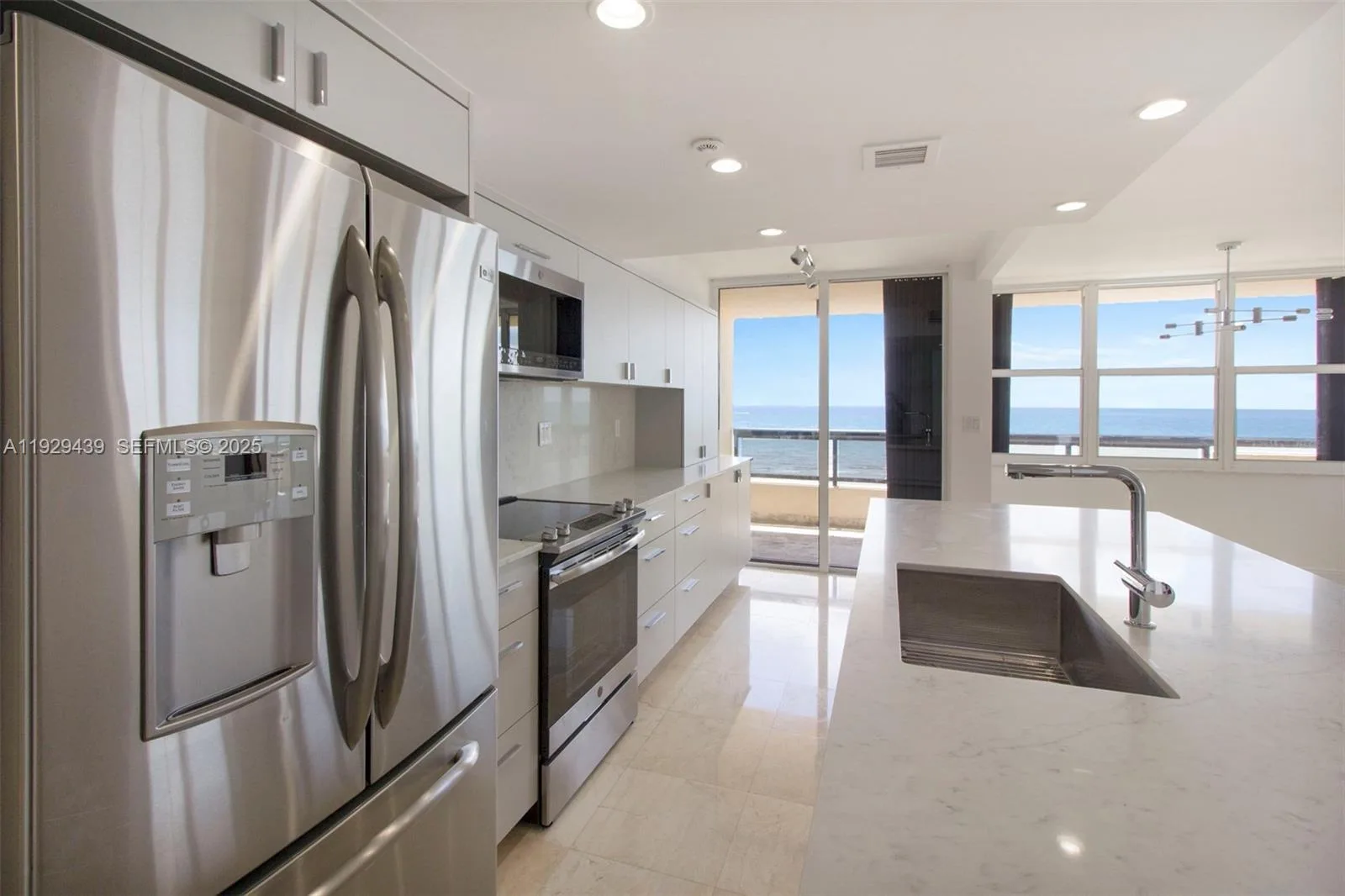 2555 Collins Ave # 911, Miami Beach, FL 33140 photo 3