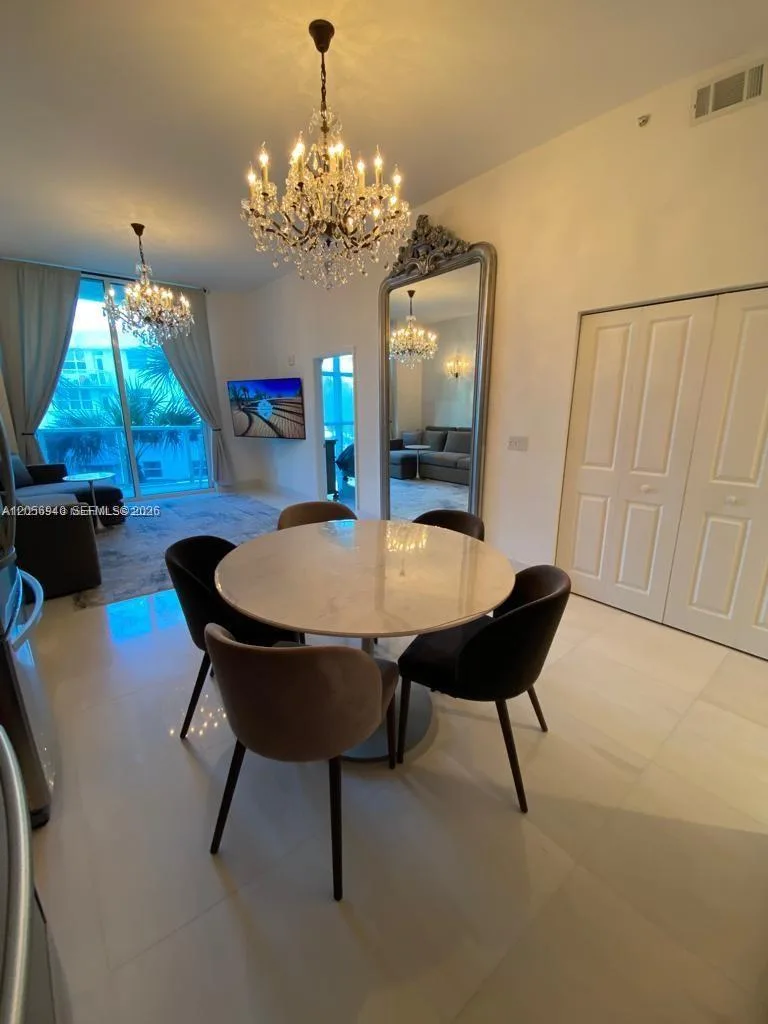 1945 S Ocean Dr # 211, Hallandale Beach, FL 33009