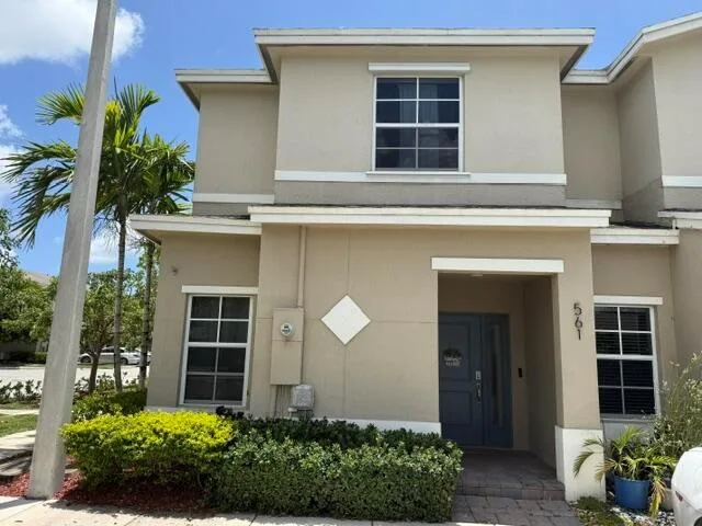 561 NE 5th Way, Florida City, FL 33034 — zdjęcie 2
