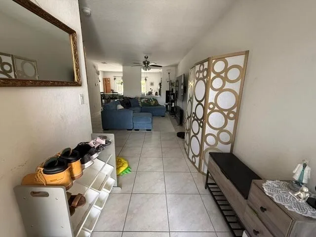 561 NE 5th Way, Florida City, FL 33034 — zdjęcie 3
