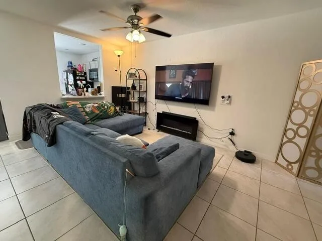 561 NE 5th Way, Florida City, FL 33034 — zdjęcie 5