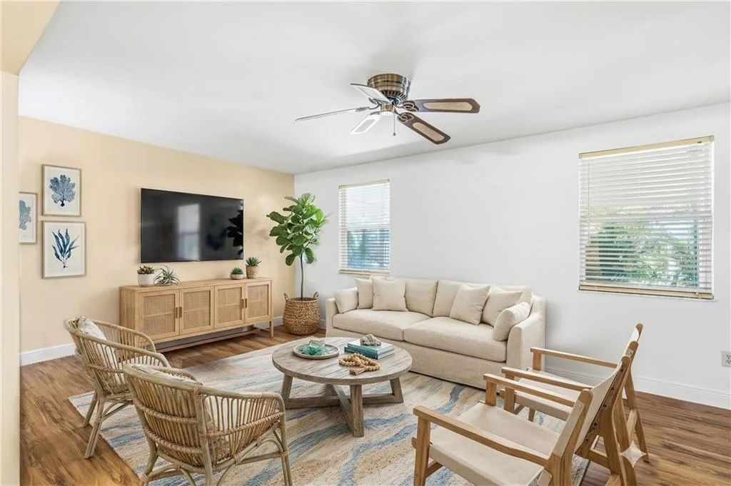 1202 SE Madison Avenue, Stuart, FL 34996 photo 3