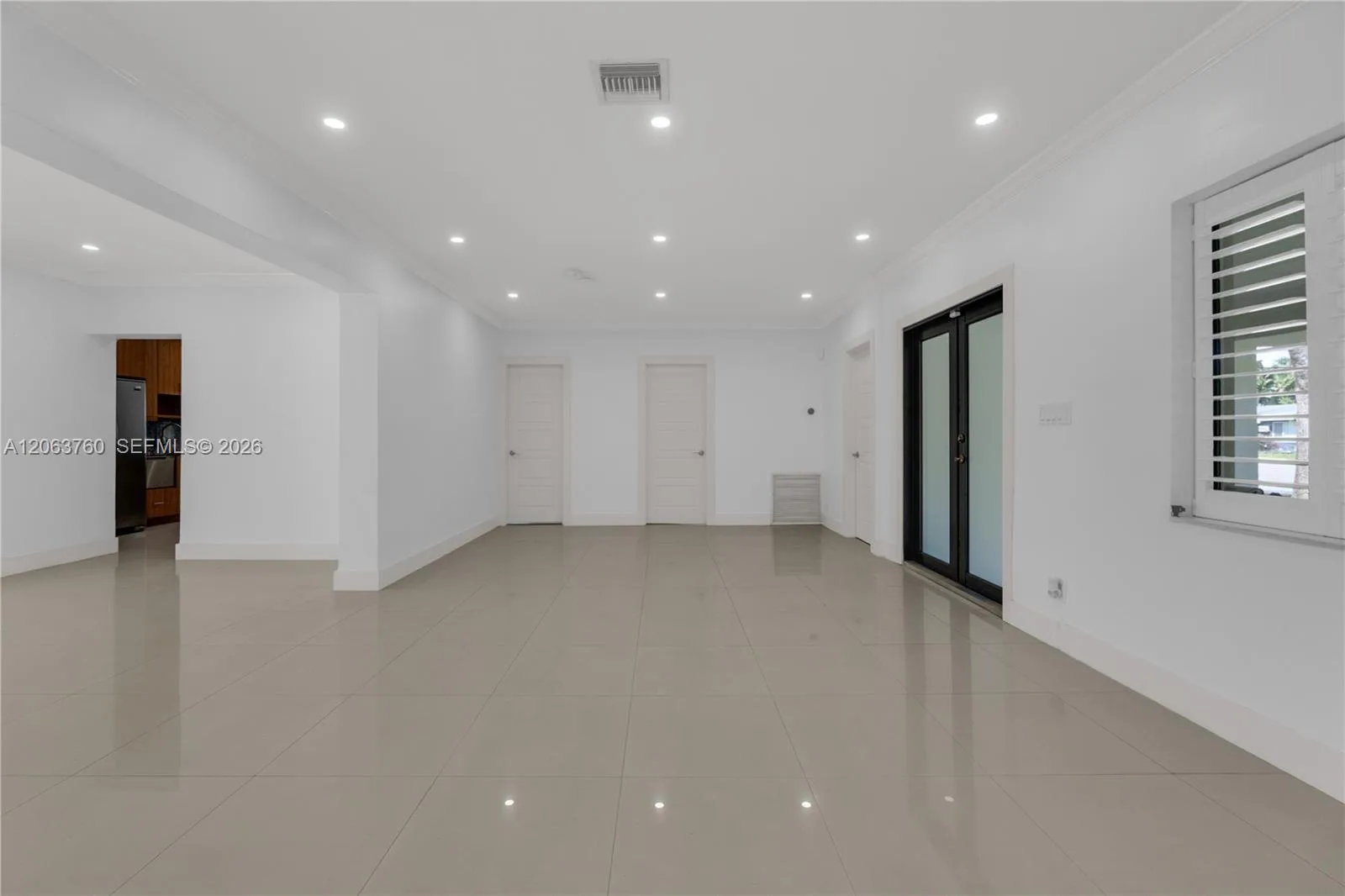 549 NE 12th Ave, Fort Lauderdale, FL 33301 photo 10