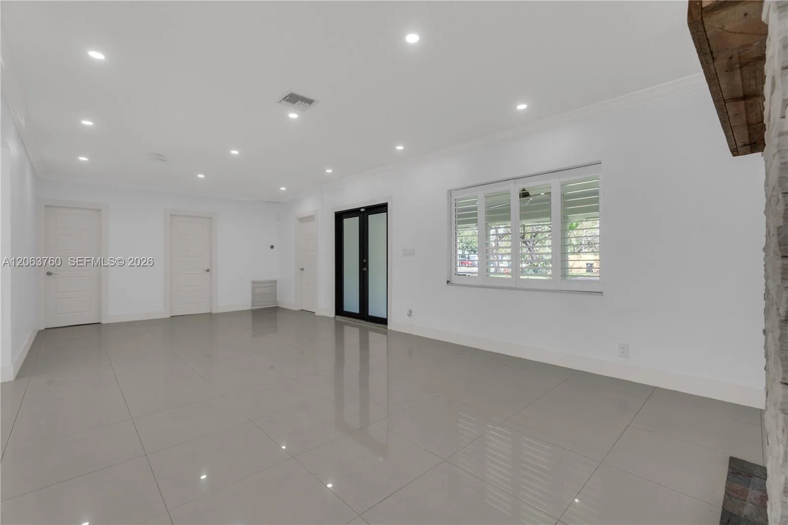 549 NE 12th Ave, Fort Lauderdale, FL 33301 photo 11