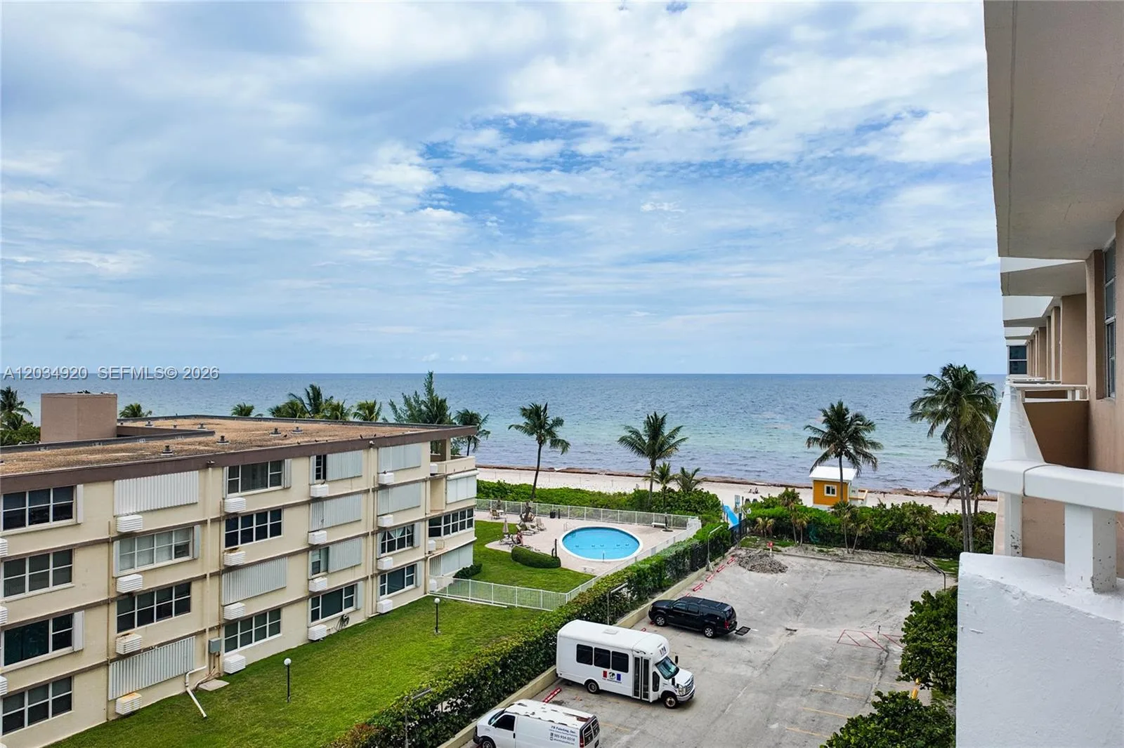 1950 S Ocean Dr # 5B, Hallandale Beach, FL 33009