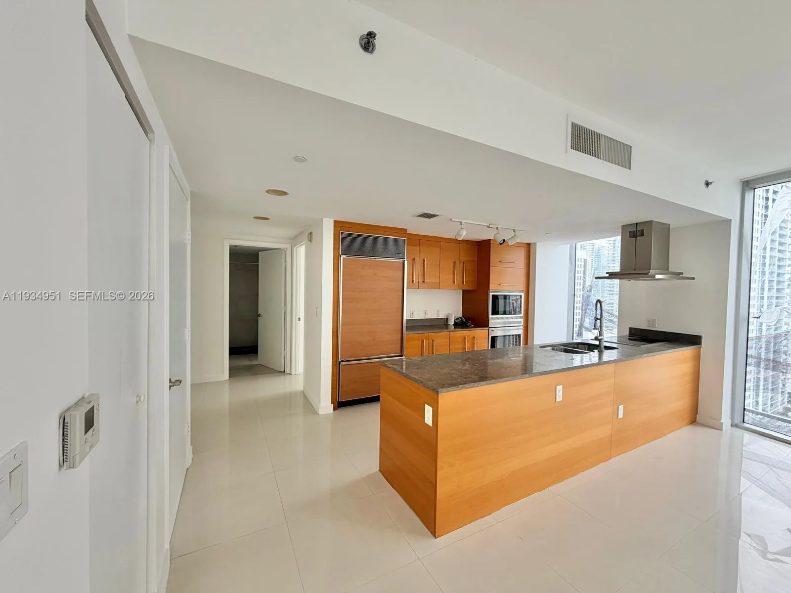 495 Brickell Ave # 2610, Miami, FL 33131 photo 5