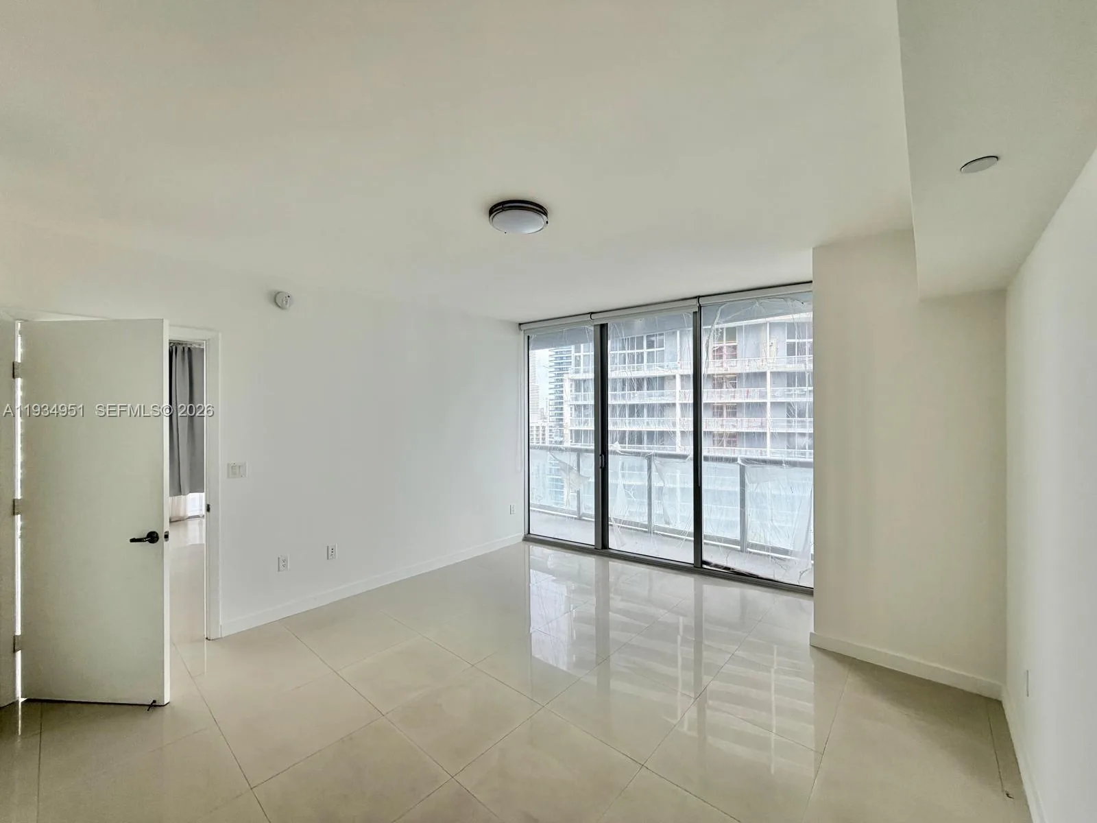 495 Brickell Ave # 2610, Miami, FL 33131 photo 7