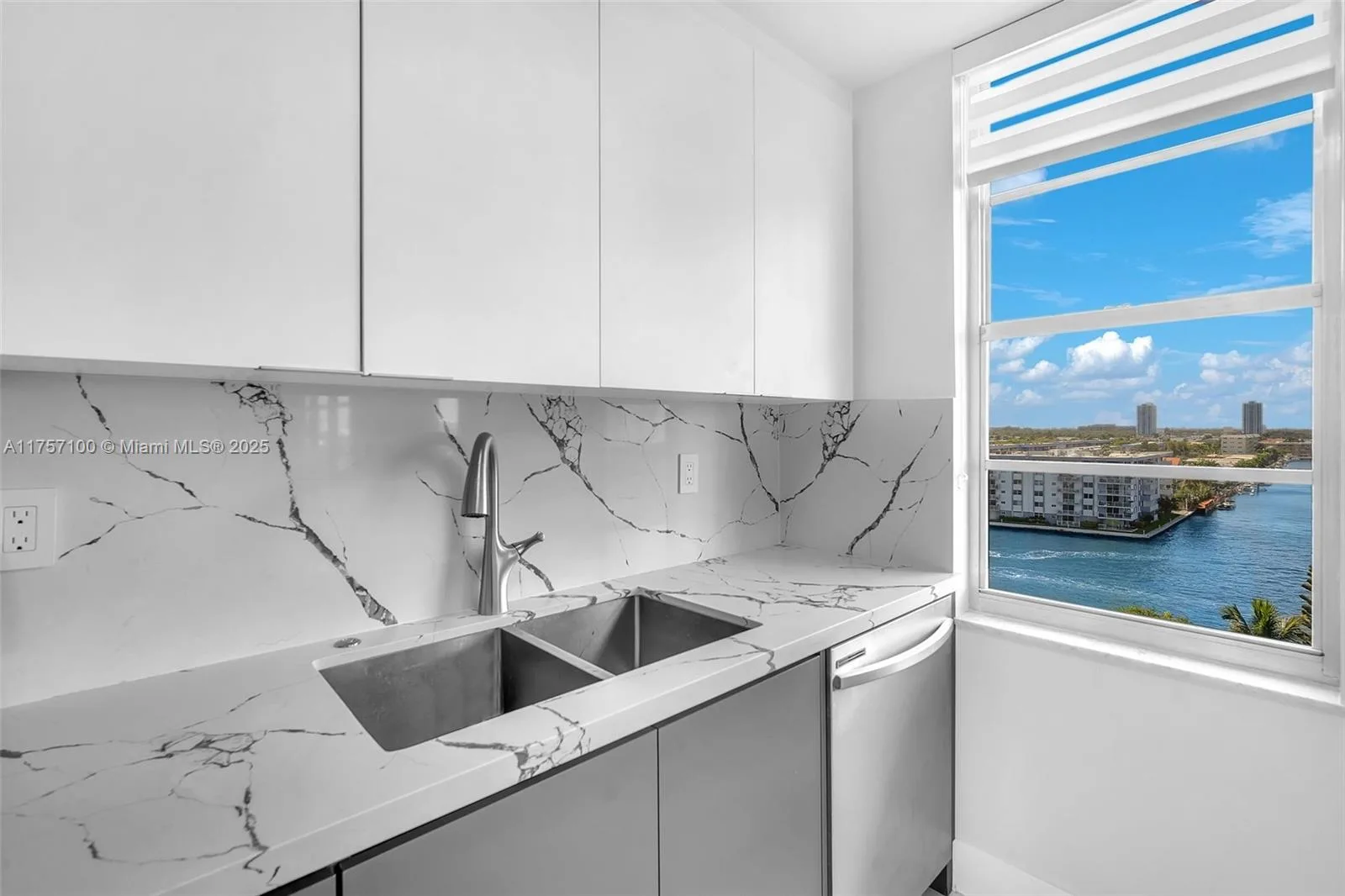 301 174th St. # 919, Sunny Isles Beach, FL 33160 photo 11