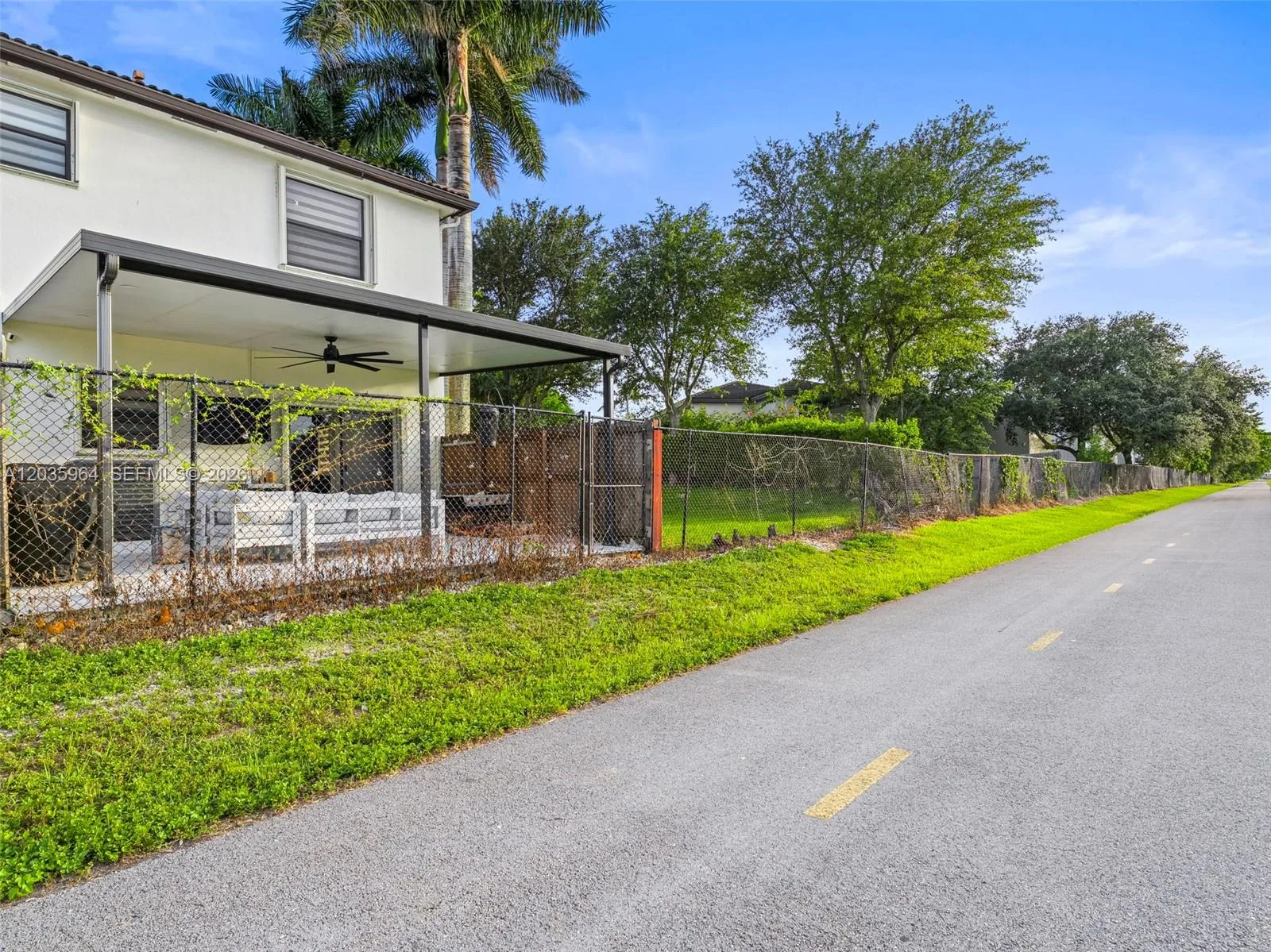 3701 NE 4th St, Homestead, FL 33033 photo 4