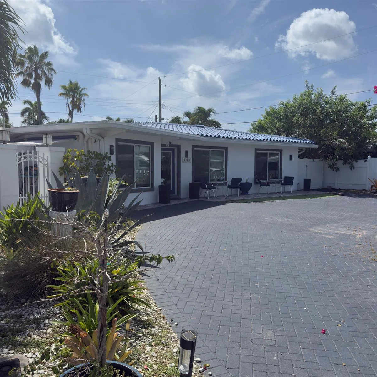 3760 NE 16TH Avenue, Oakland Park, FL 33334 photo 2