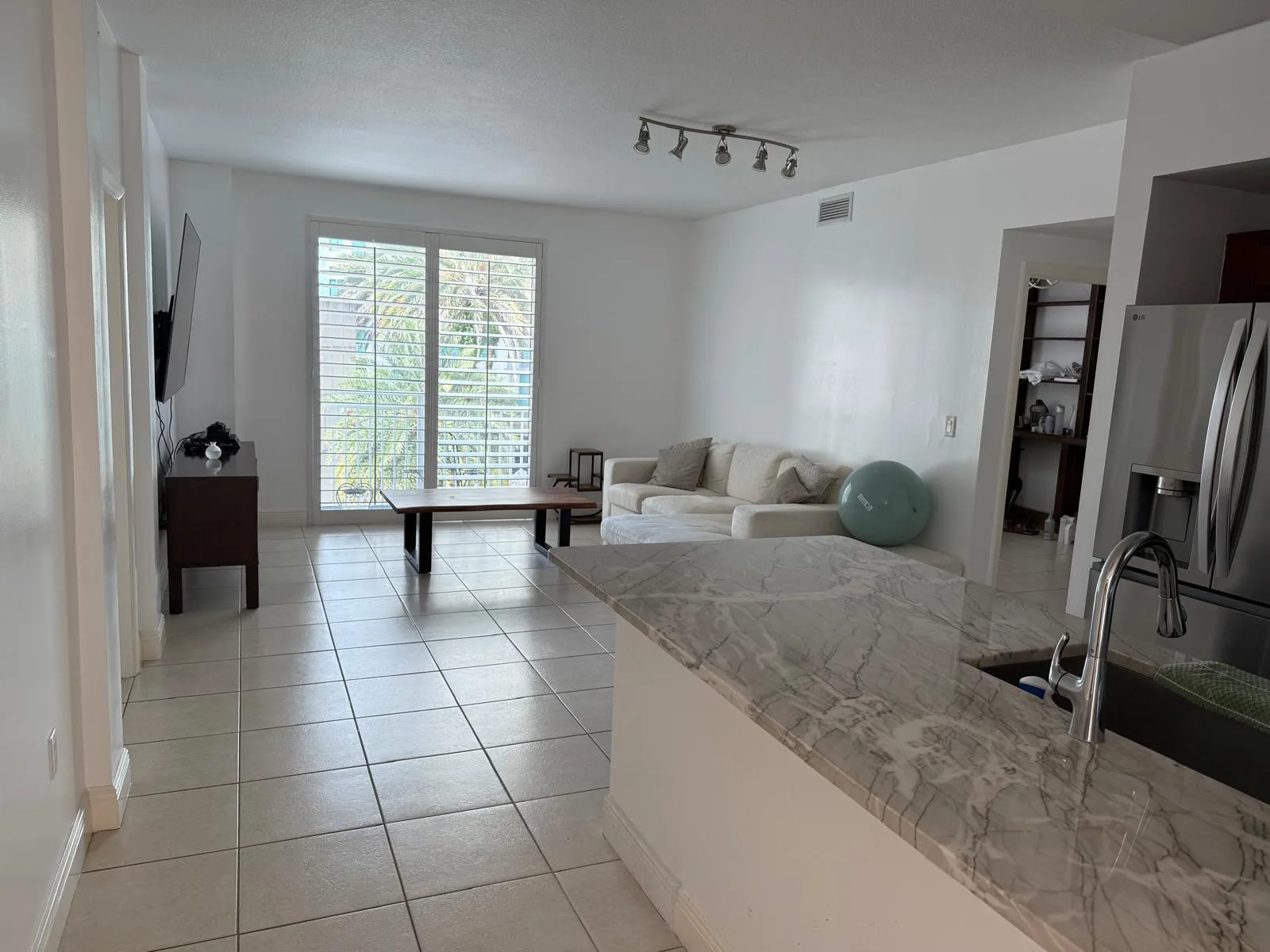 7275 SW 90th Way # G311, Miami, FL 33156
