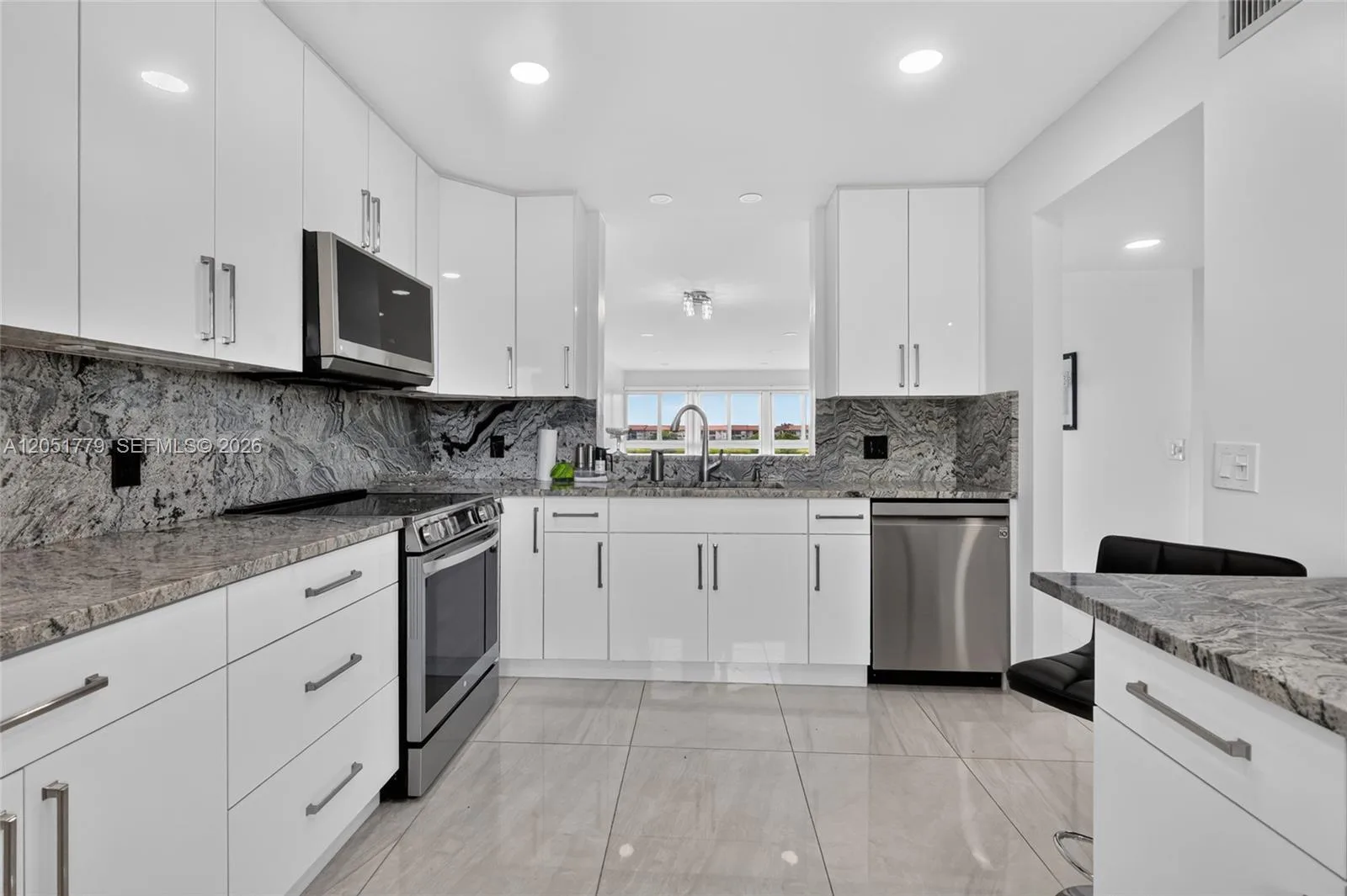 1501 SW 134th Way # 403D, Pembroke Pines, FL 33027 photo 9