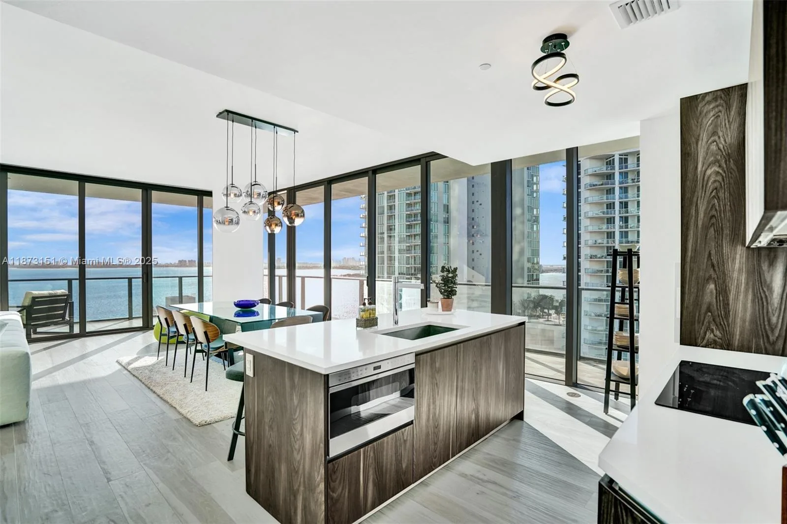480 NE 31st St # 1401, Miami, FL 33137 photo 3
