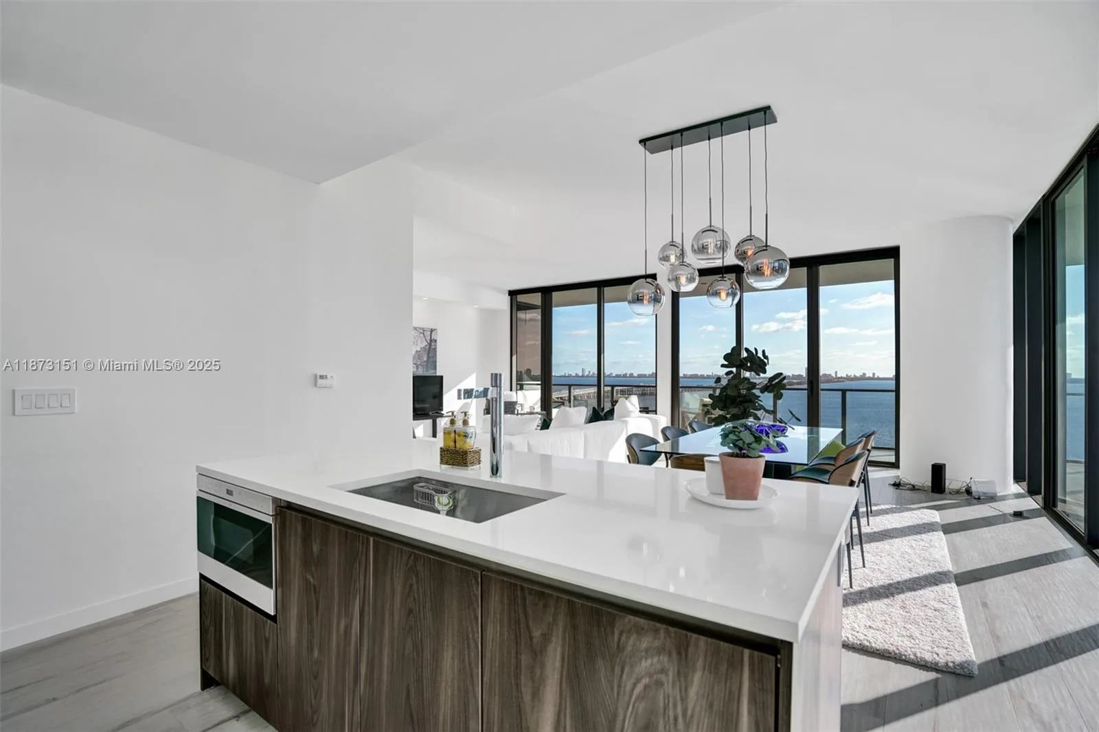 480 NE 31st St # 1401, Miami, FL 33137 photo 7