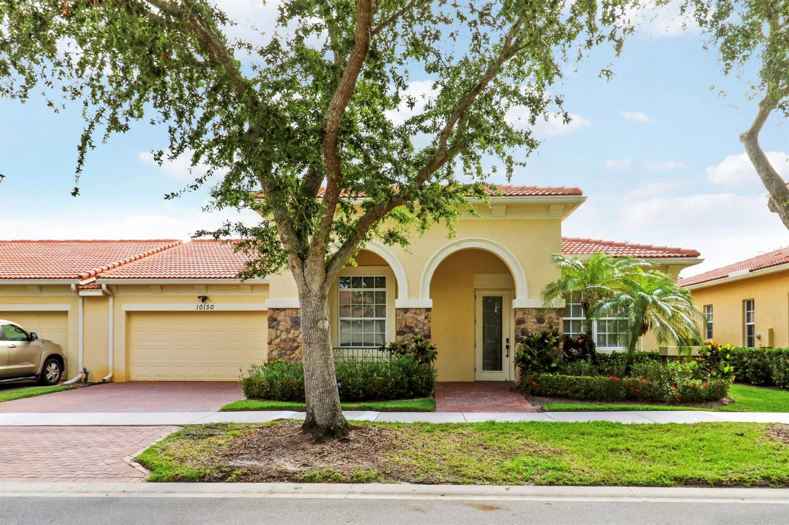 10150 SW Ambrose Way, Port St. Lucie, FL 34986